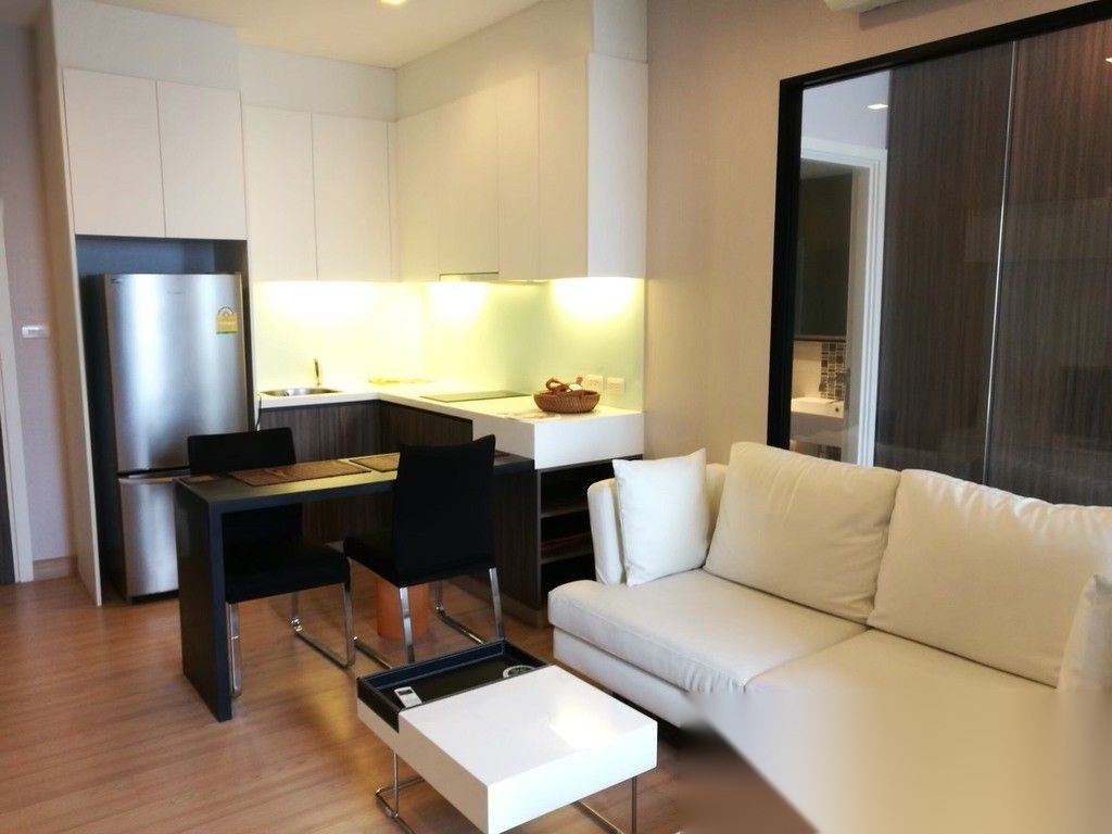 1 Bedroom Condo for sale at Urbano Absolute Sathon-Taksin — photo 3