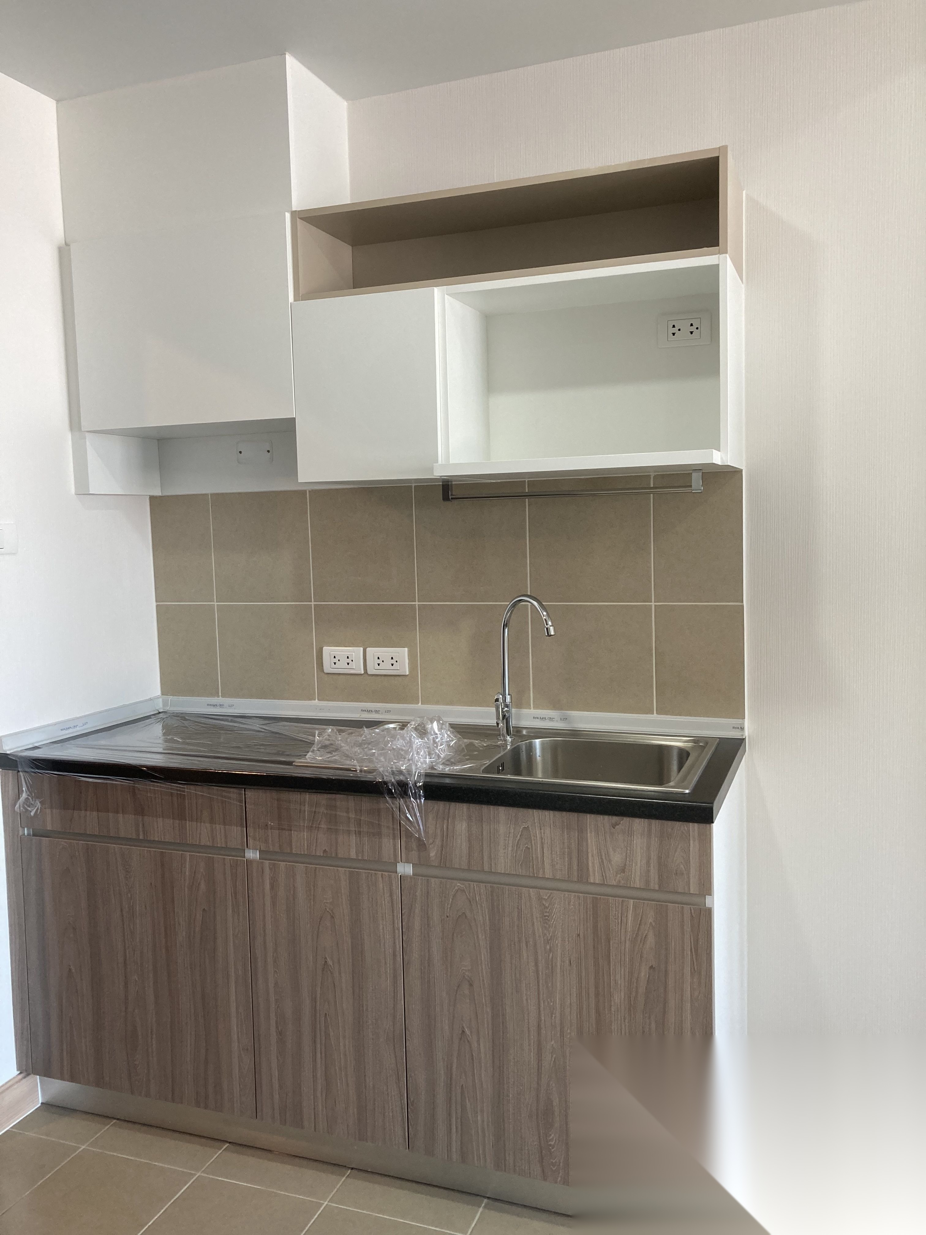 1 Bedroom Condo for sale at Supalai Loft Prajadhipok - Wongwian Yai — photo 3