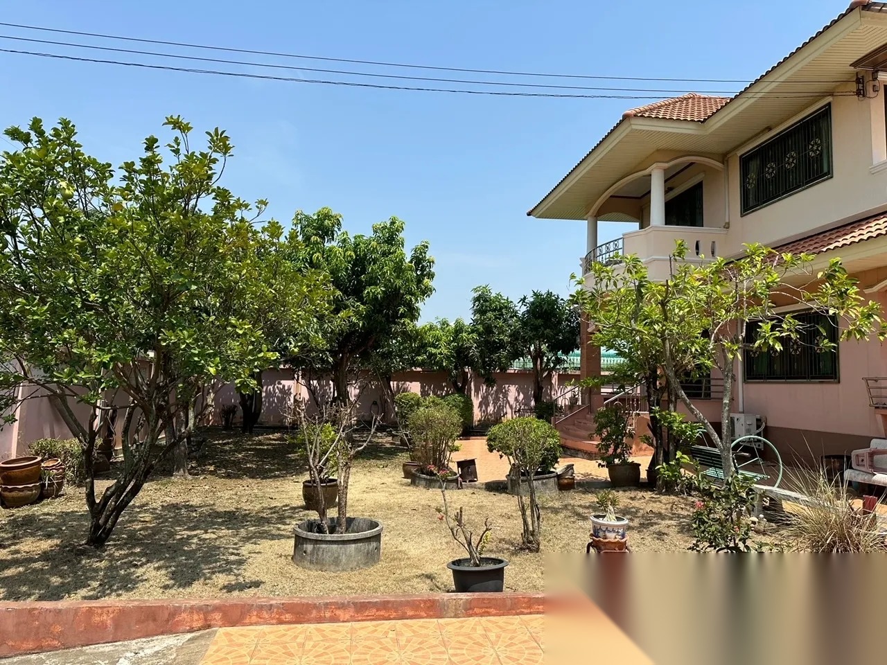 Single Detached House for Sale near Borommaratchachonnani Road — photo 3