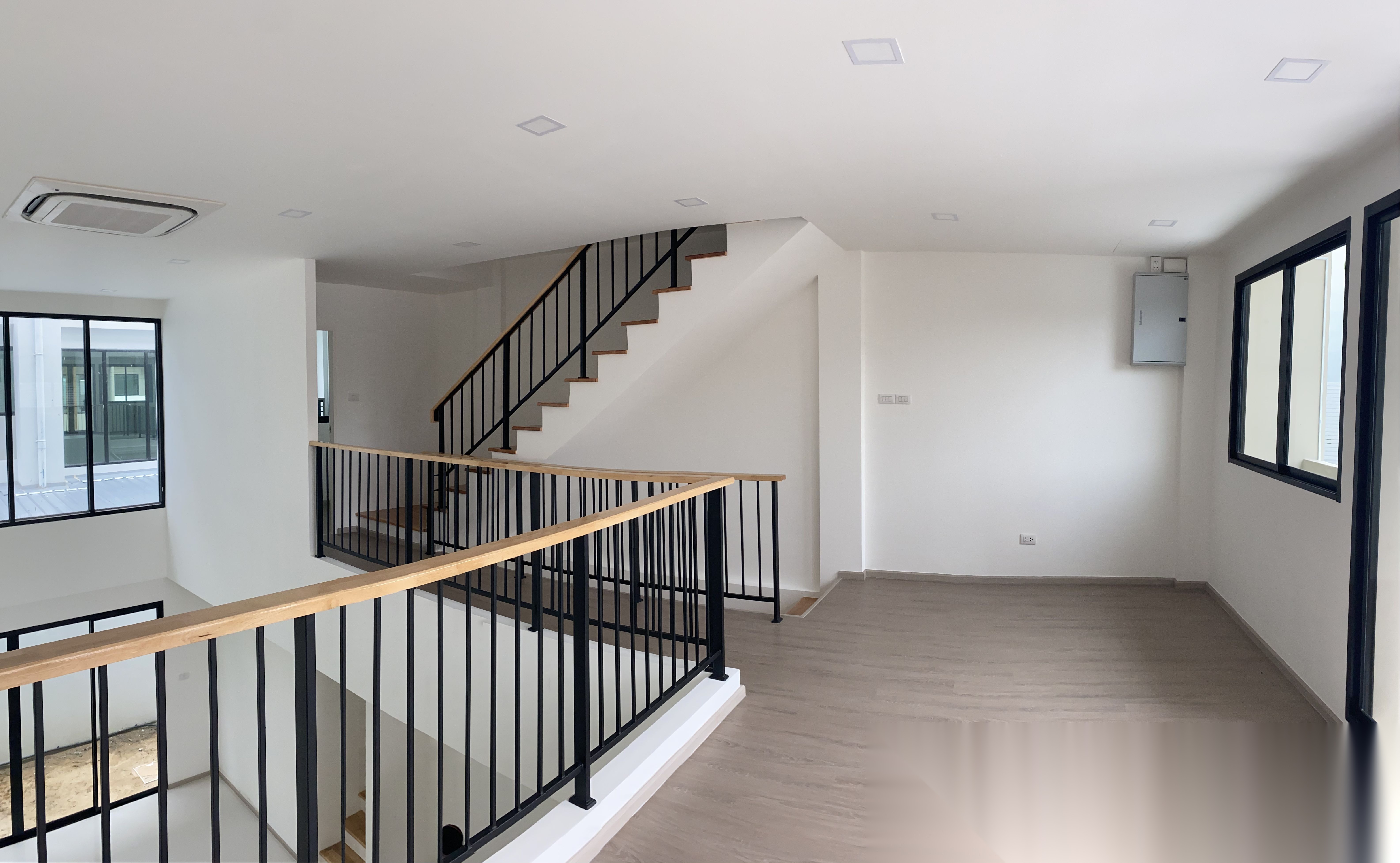 3 Bedroom Townhouse for sale at The Blisz Sathorn - Charan 35 — photo 3