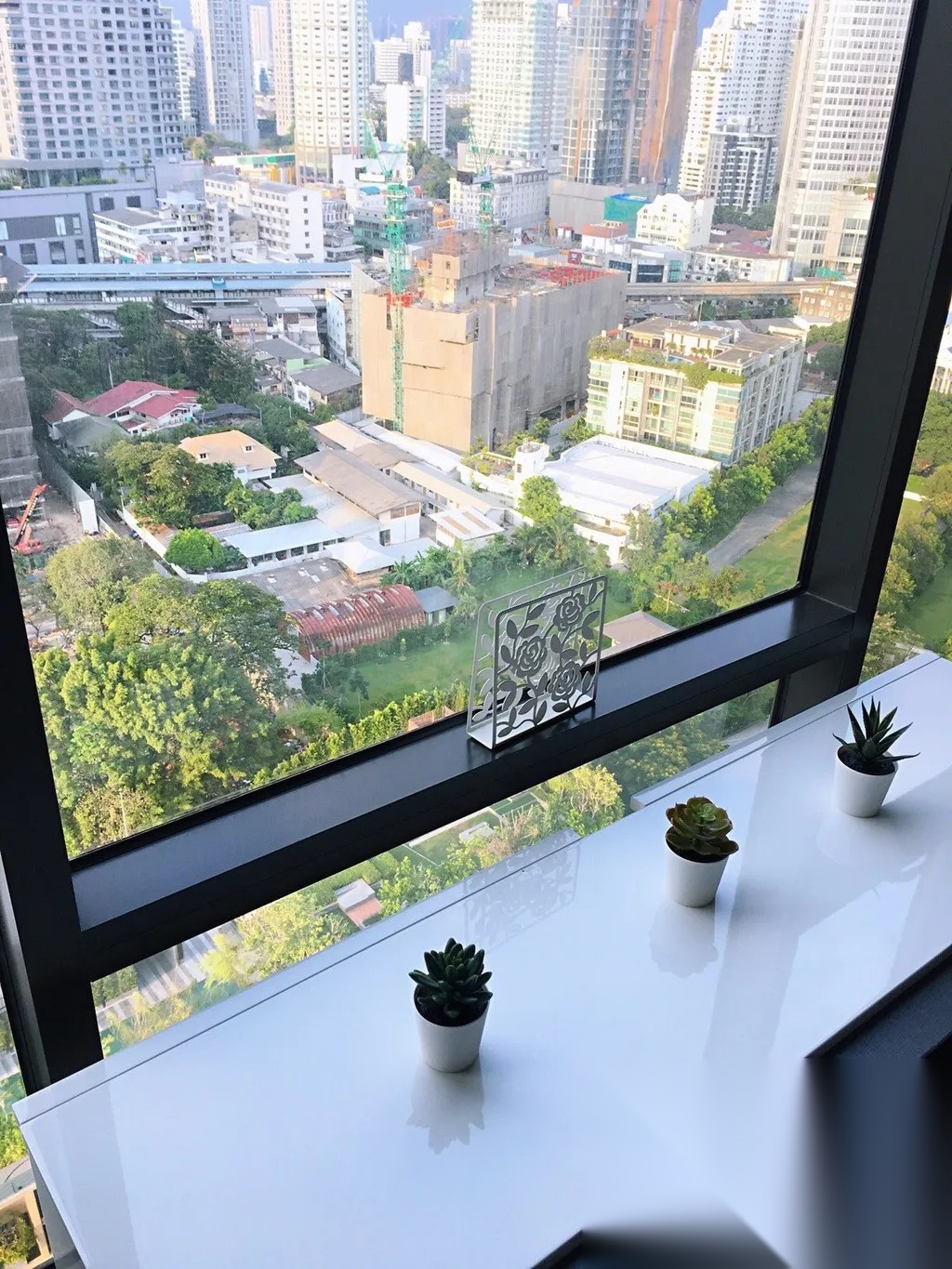 1 Bedroom Condo for sale at Rhythm Sukhumvit 36-38 — photo 2