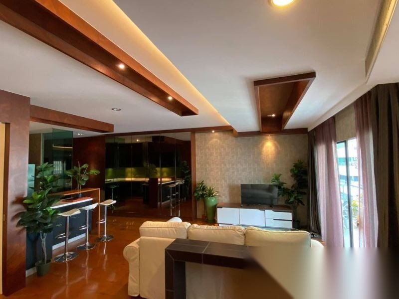 1 Bedroom Condo for sale at Sathorn Gardens — photo 4