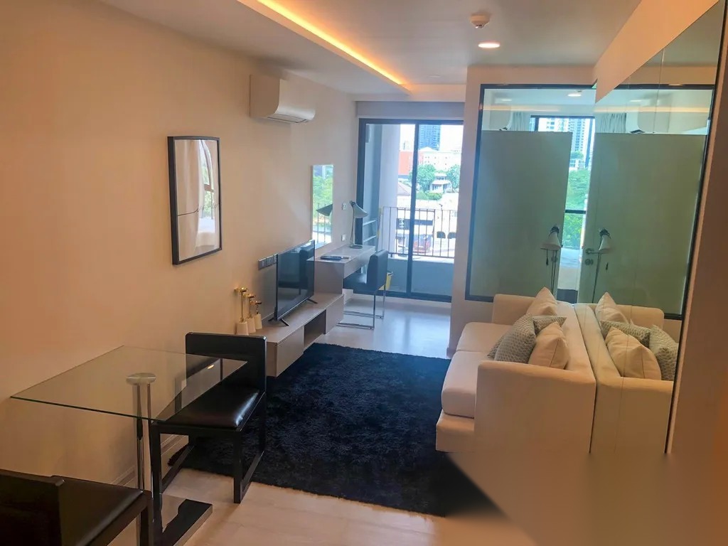 1 Bedroom Condo for sale at Vtara Sukhumvit 36 — photo 2