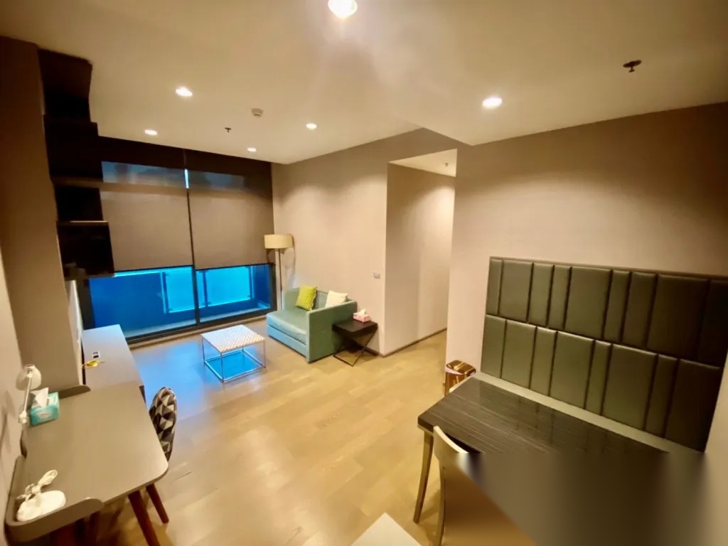 2 Bedroom Condo for sale at The Diplomat Sathorn — photo 2