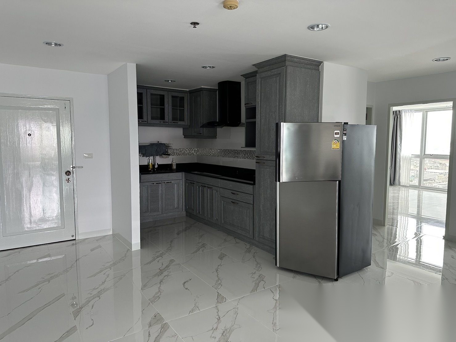 3 Bedroom Condo for sale at Modern Home Tower The Exclusive — photo 4