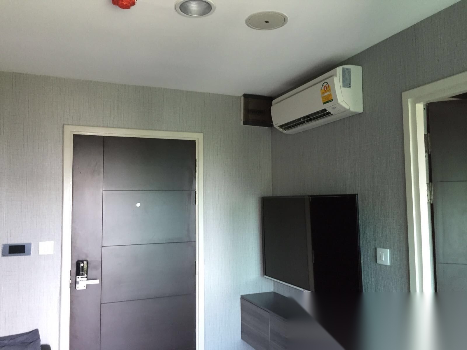 1 Bedroom Condo for sale at Villa Lasalle — photo 2