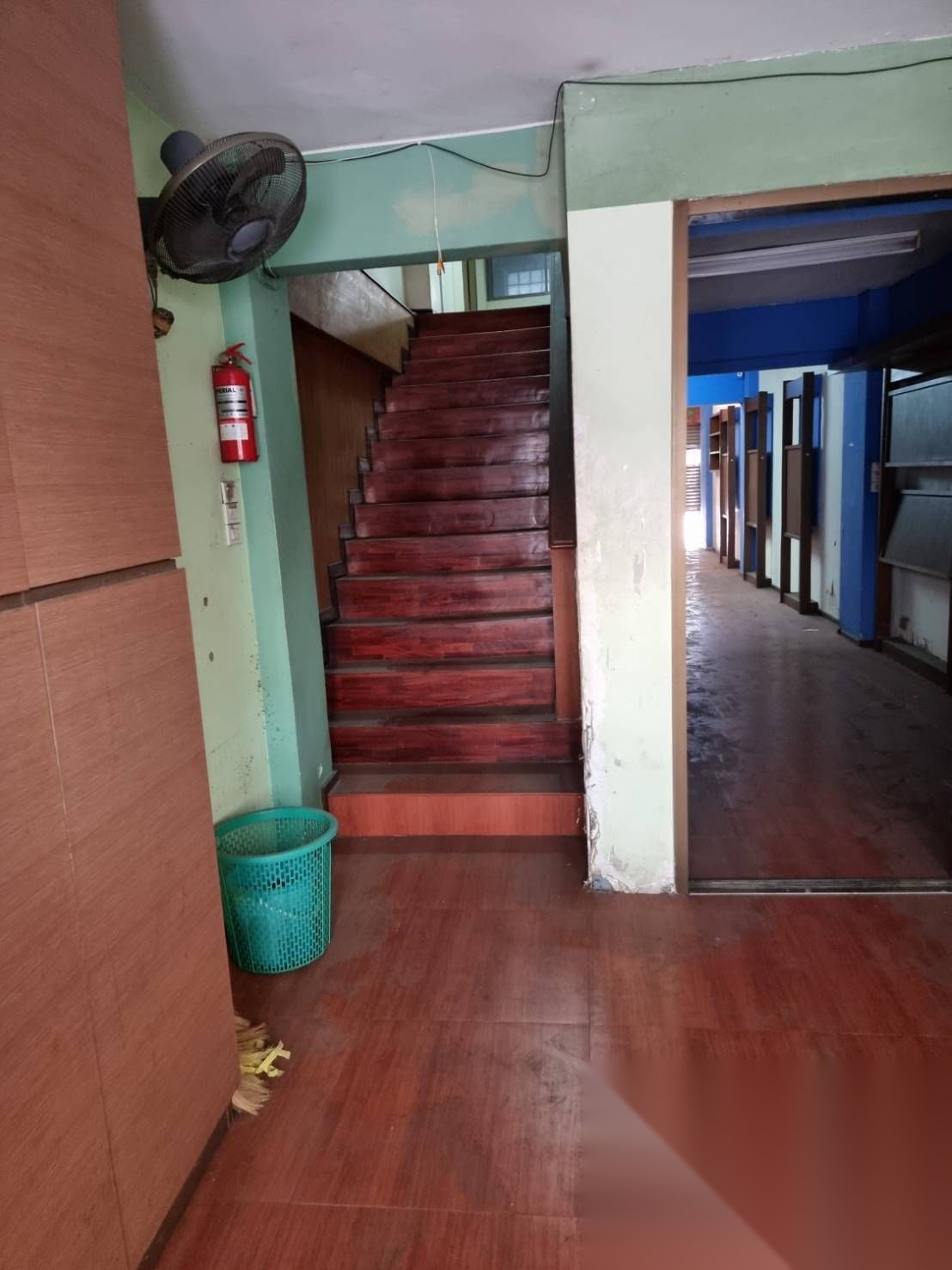 Commercial Building for Sale in Chinatown — photo 3
