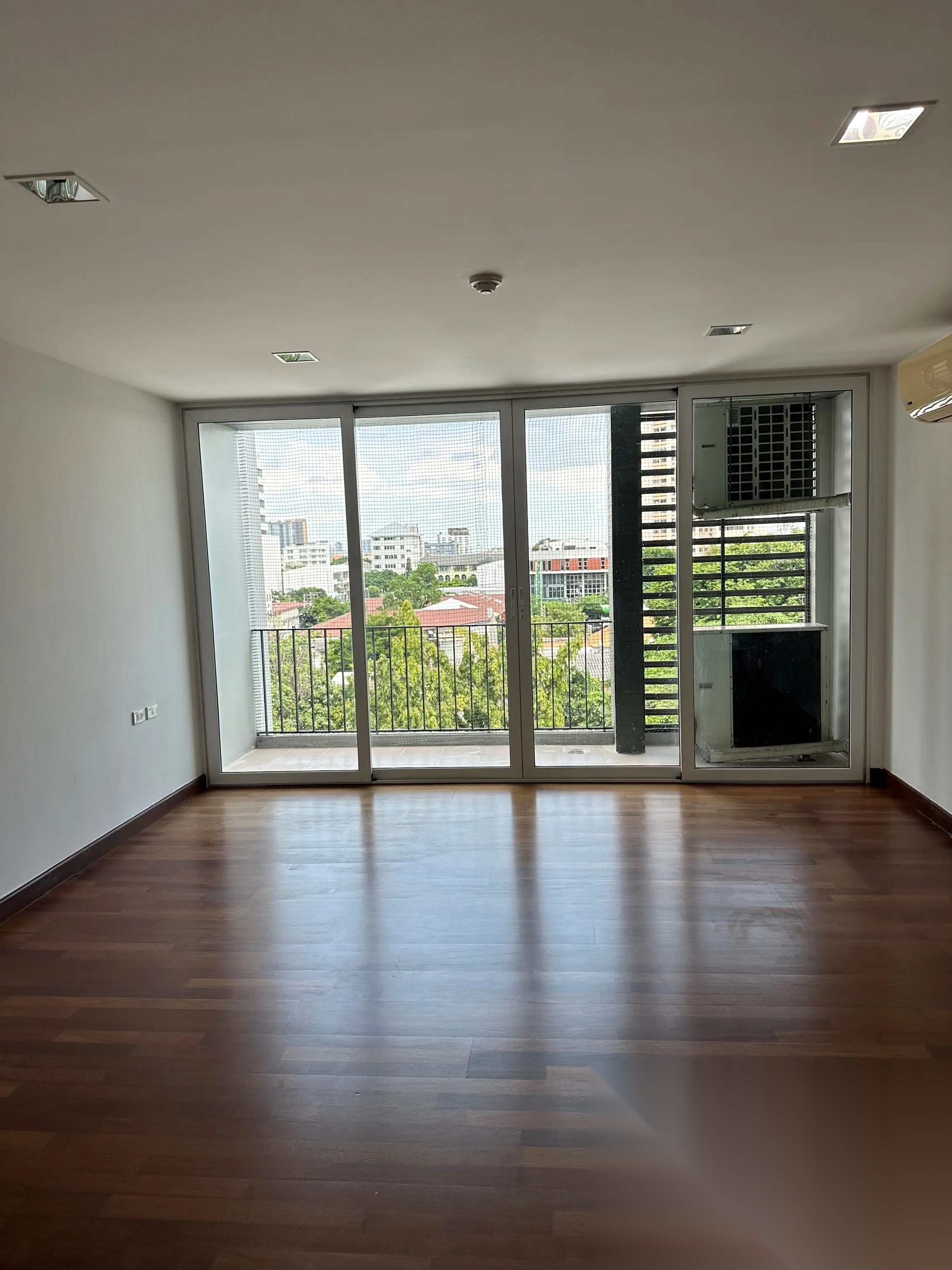 1 Bedroom Condo for sale at DLV Thonglor 20 — photo 1