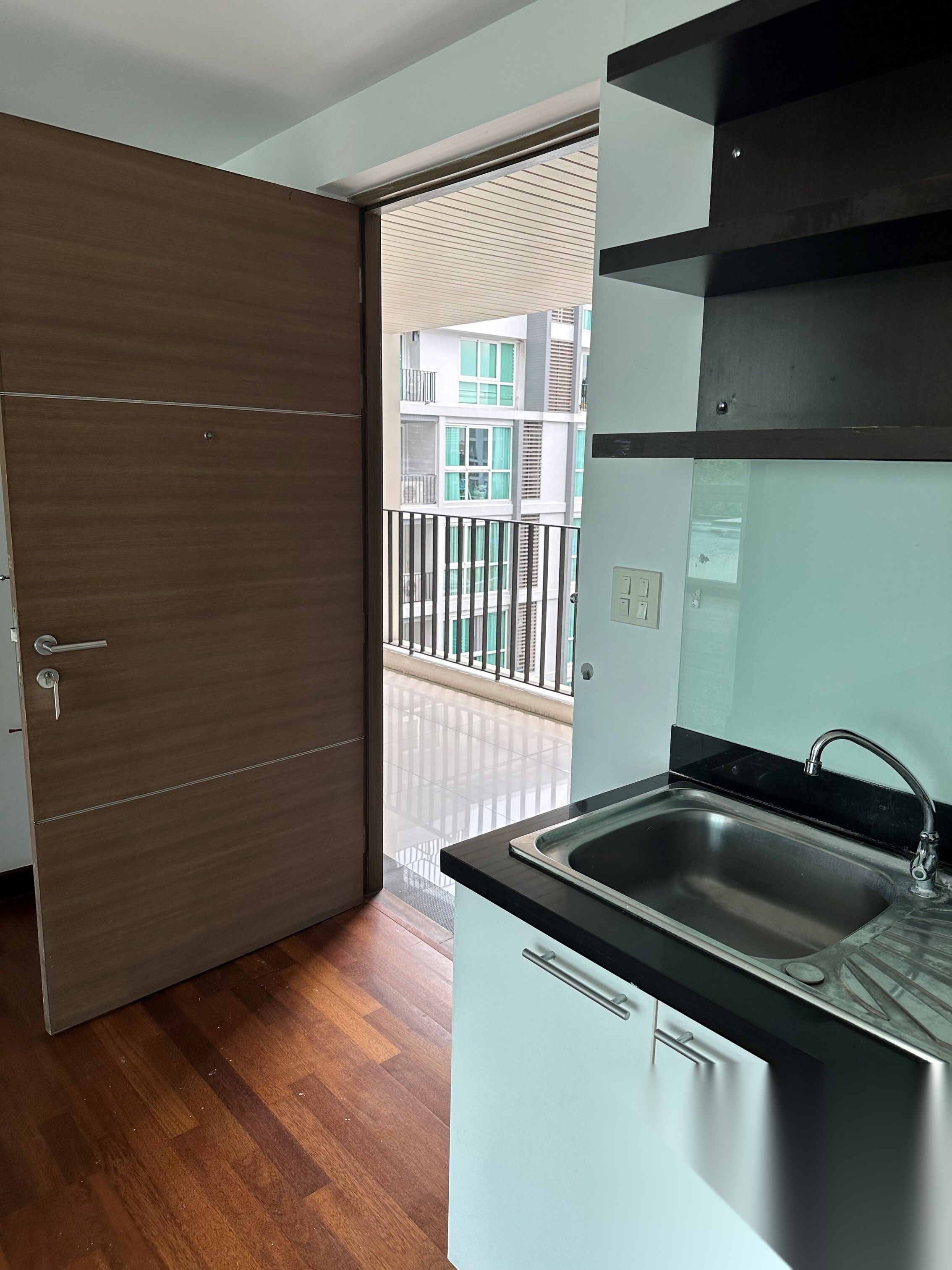 1 Bedroom Condo for sale at DLV Thonglor 20 — photo 3