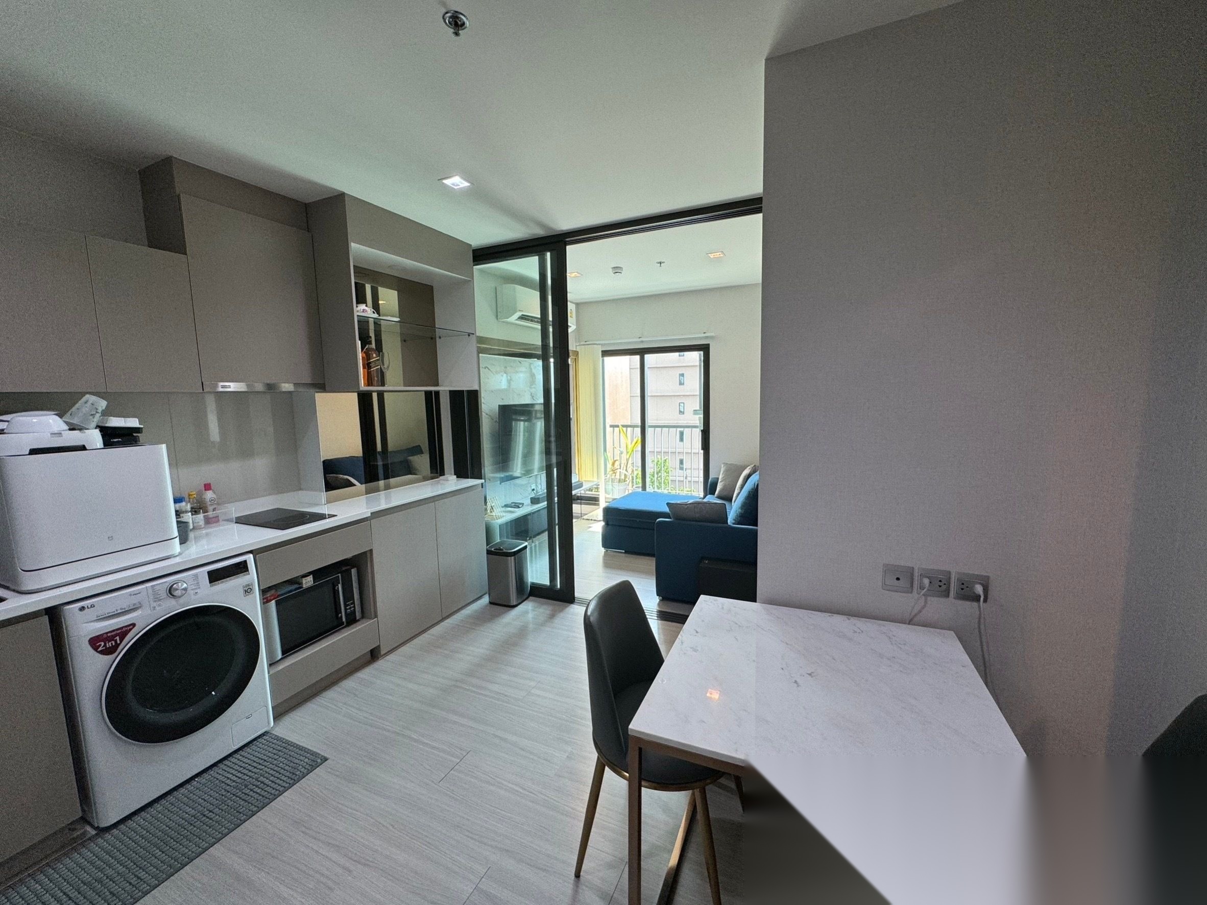 1 Bedroom Condo for sale at Life Sukhumvit 62 — photo 2