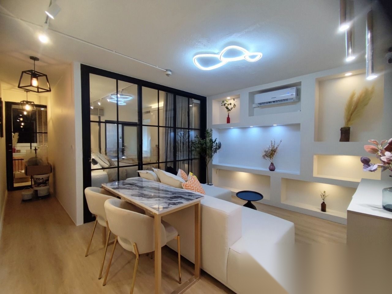 1 Bedroom Condo for sale at Ratchathewi Tower — photo 2
