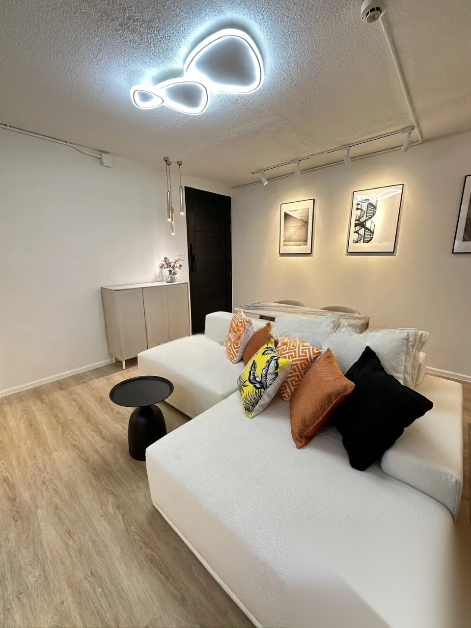 1 Bedroom Condo for sale at Ratchathewi Tower — photo 3