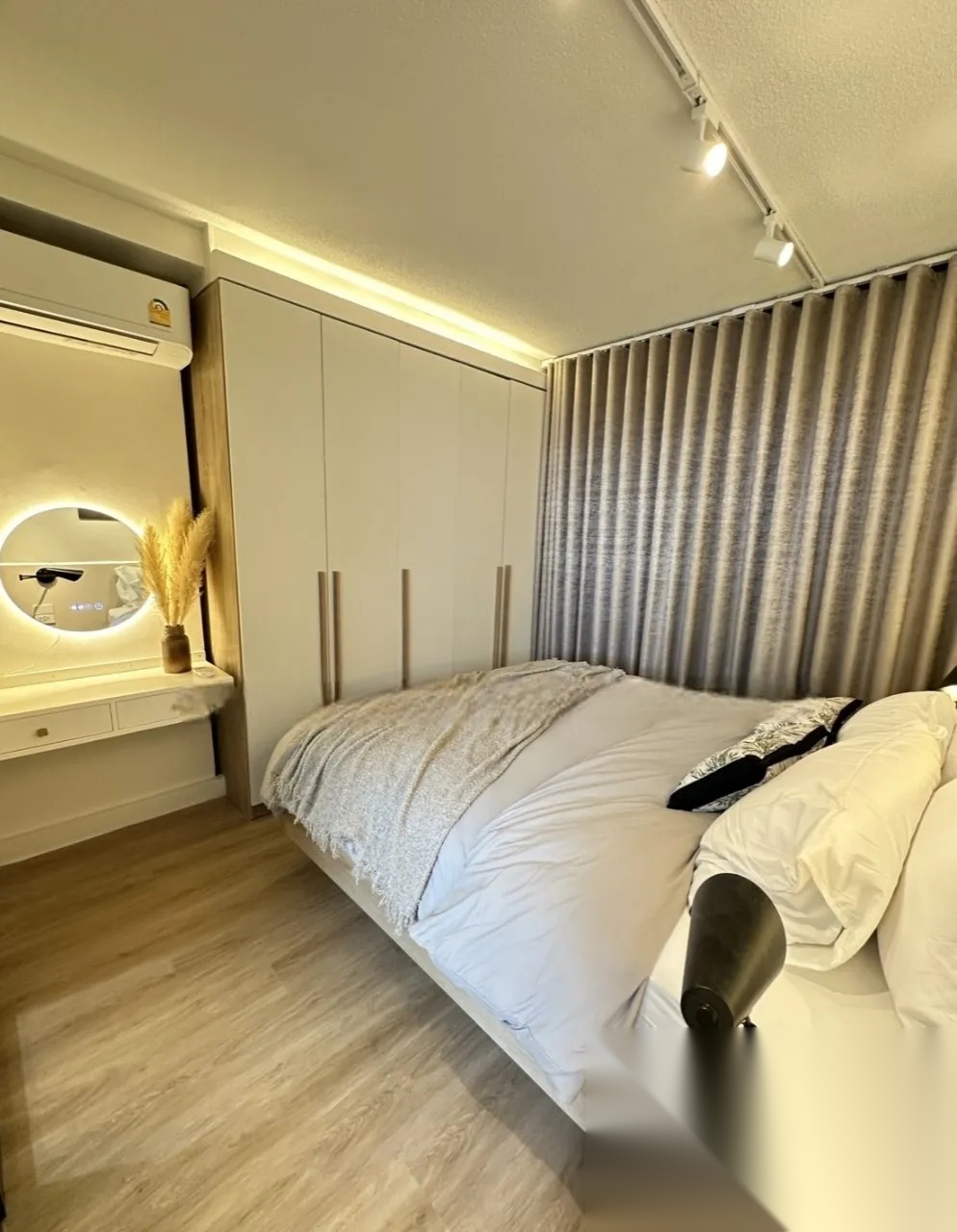1 Bedroom Condo for sale at Ratchathewi Tower — photo 5
