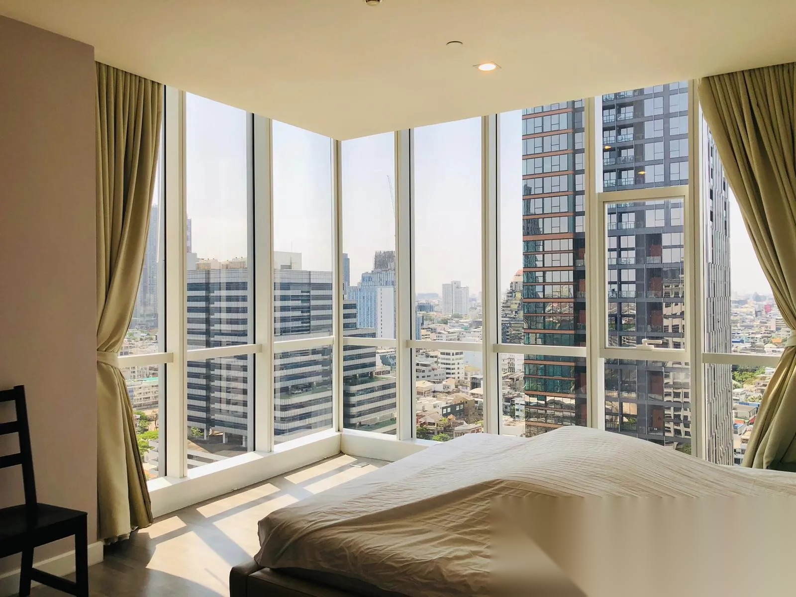 2 Bedroom Condo for sale at The Room Sathorn-TanonPun — photo 1