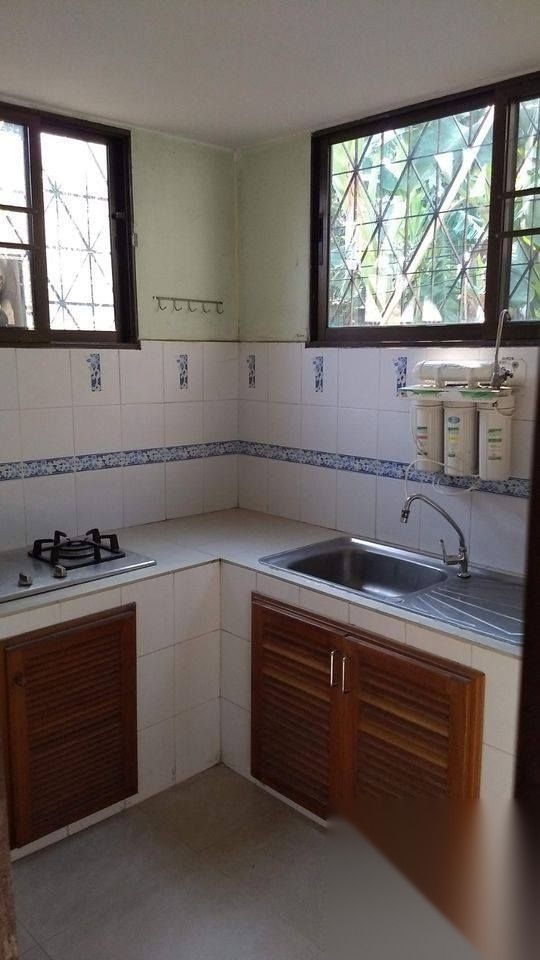 Townhouse Behind Ramintra 42 for Sale — photo 3