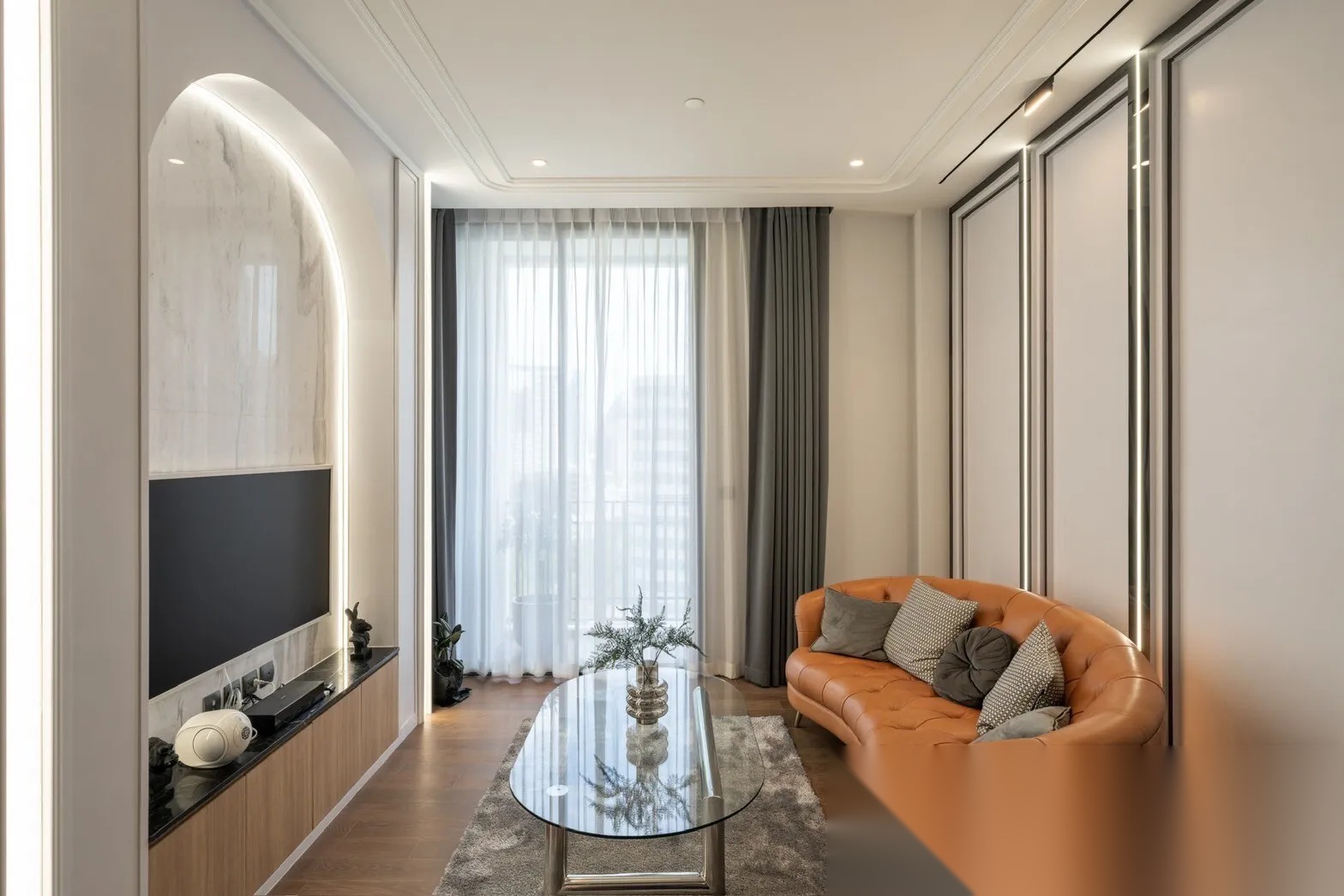 1 Bedroom Condo for sale at Muniq Langsuan — photo 2