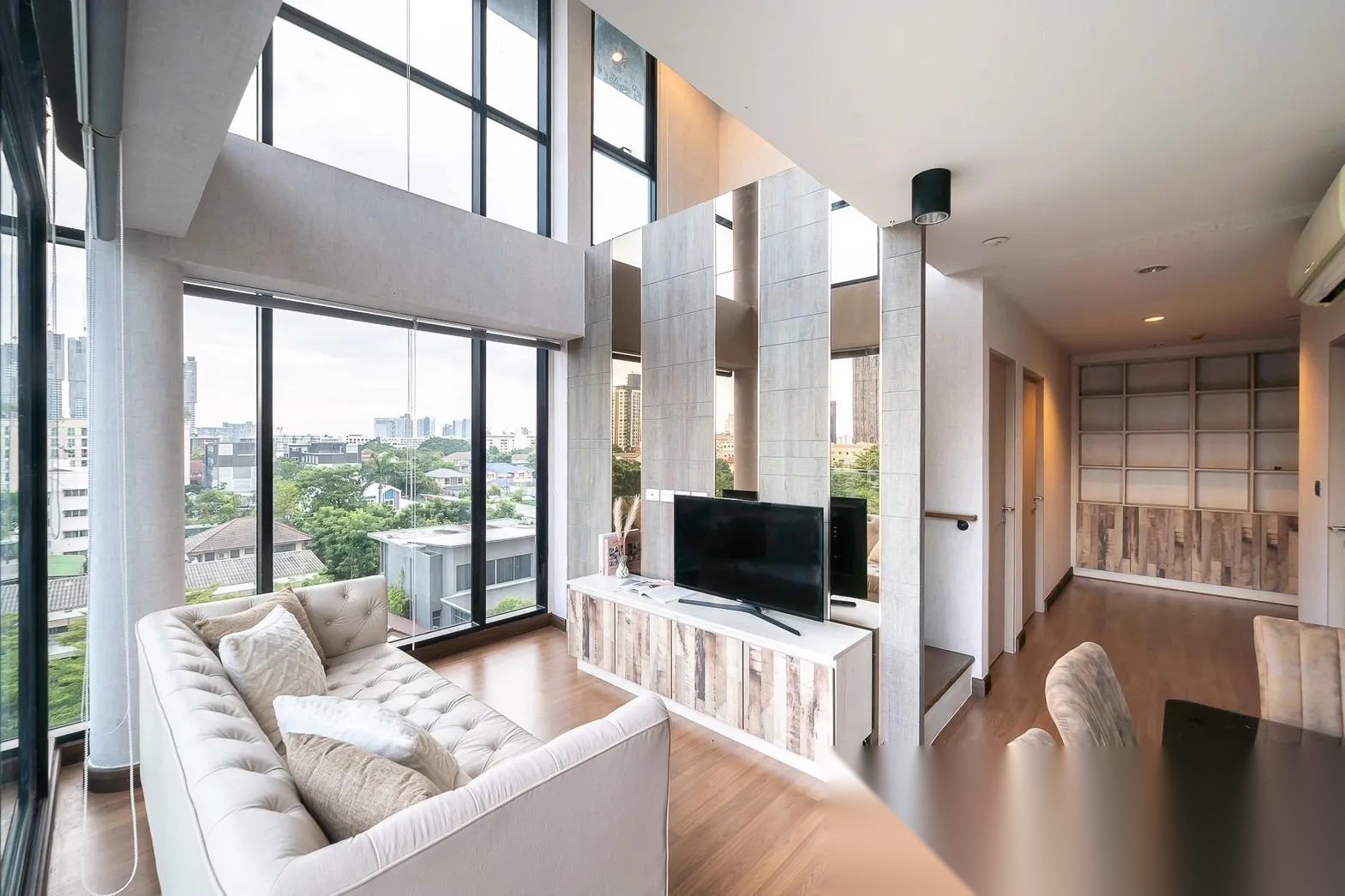 2 Bedroom Condo for sale at The Unique Sukhumvit 62/1 — photo 3