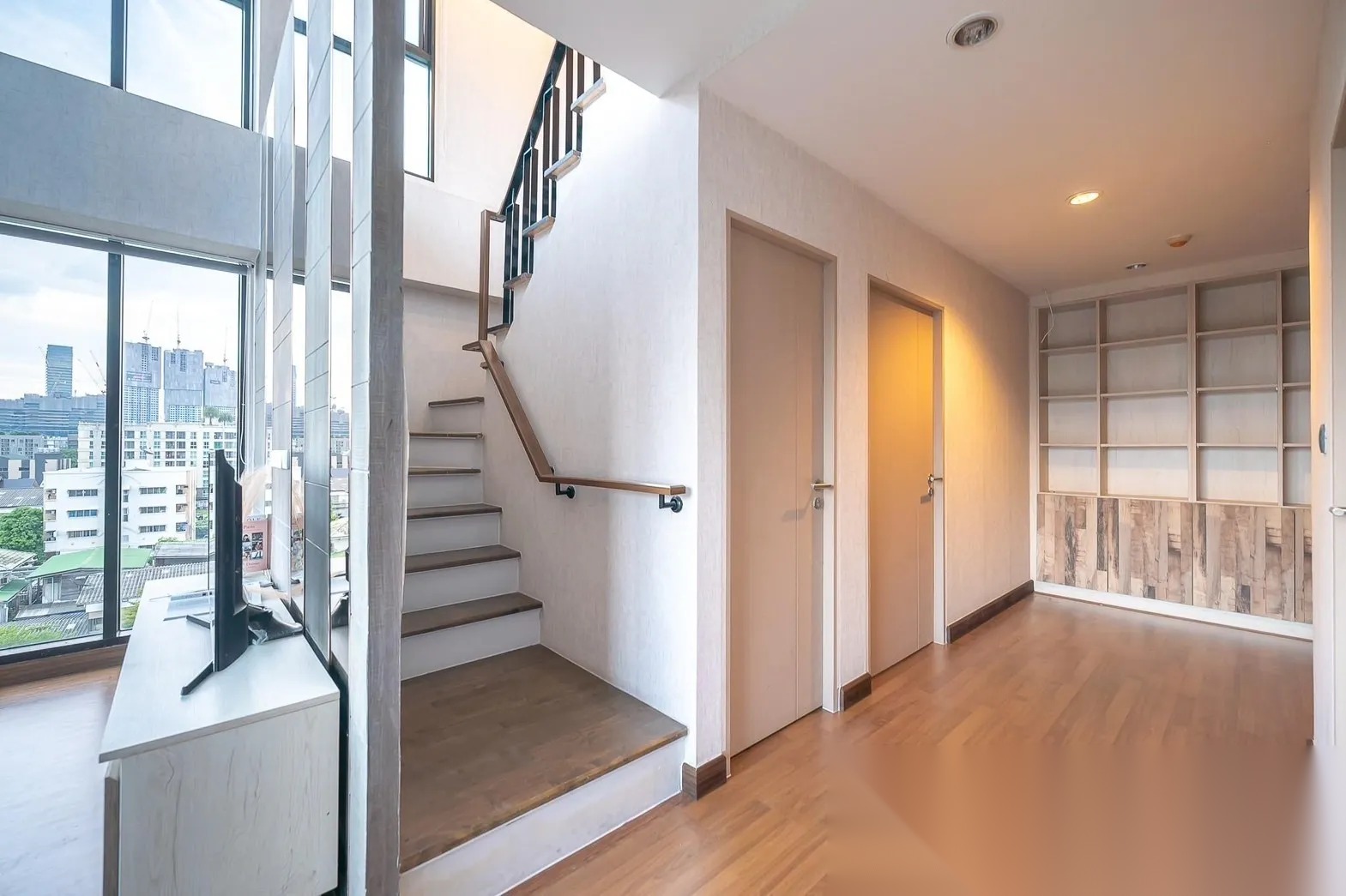 2 Bedroom Condo for sale at The Unique Sukhumvit 62/1 — photo 4