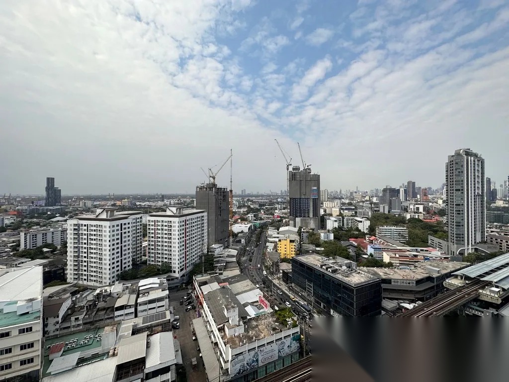 1 Bedroom Condo for sale at Sky Walk Residences — photo 1