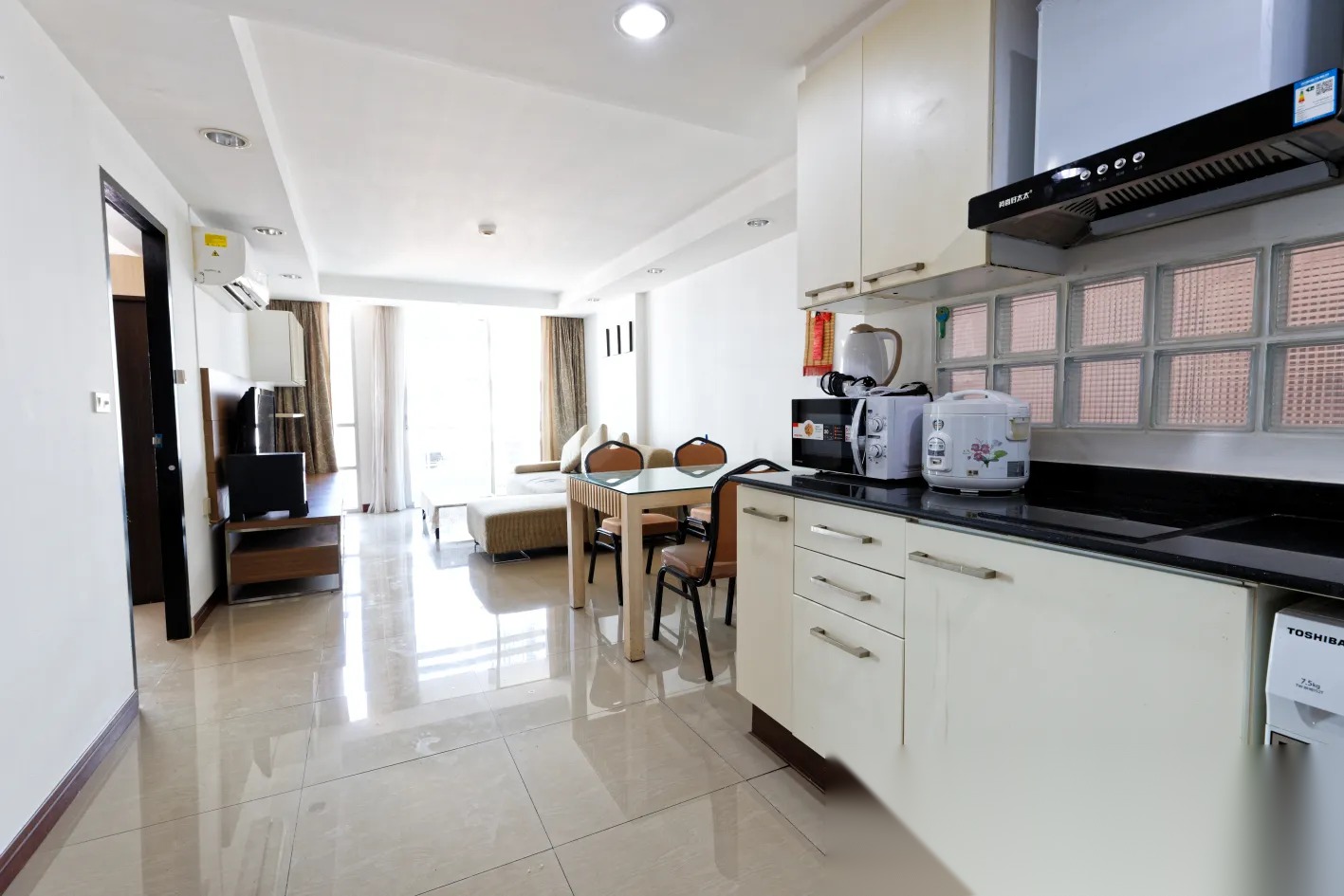 2 Bedroom Condo for sale at The Kris Ratchada 17 — photo 3