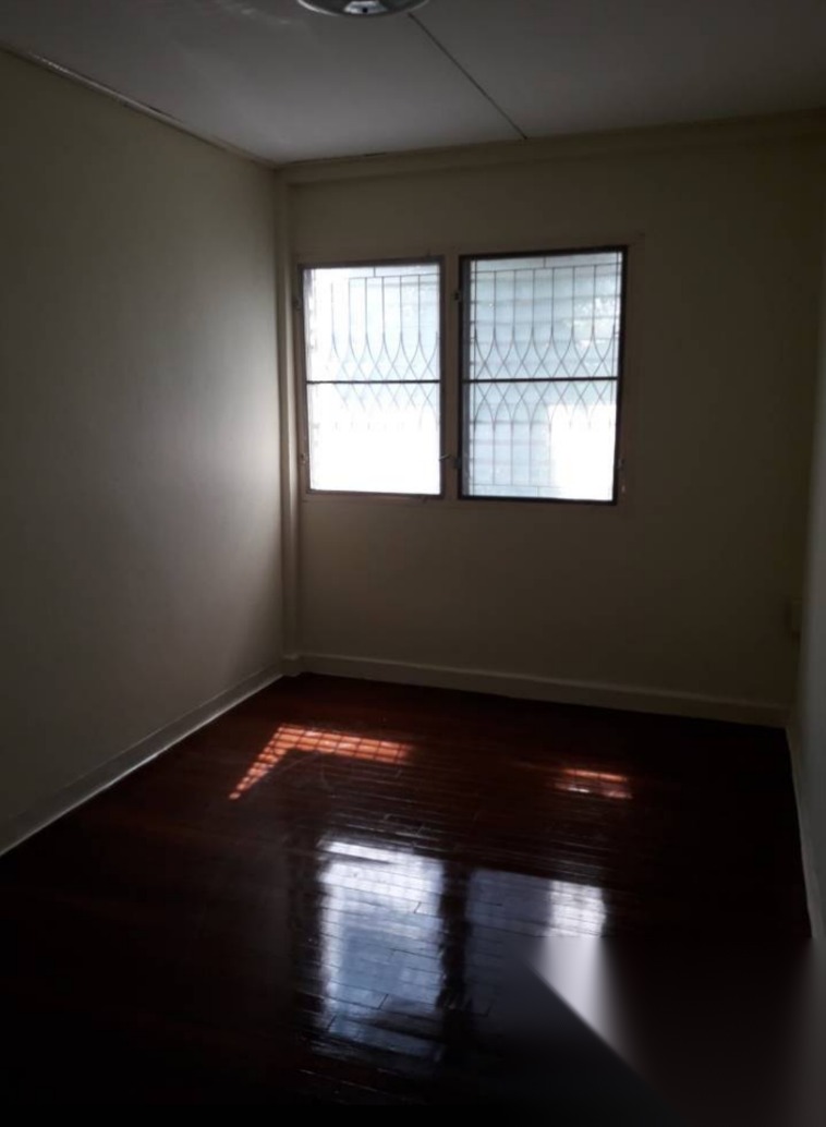 Townhouse Corner Unit for Sale — photo 4
