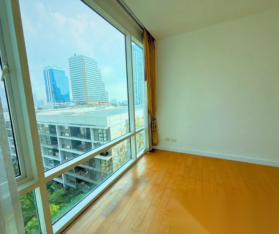 2 Bedroom Condo for sale at Fullerton Sukhumvit — photo 1