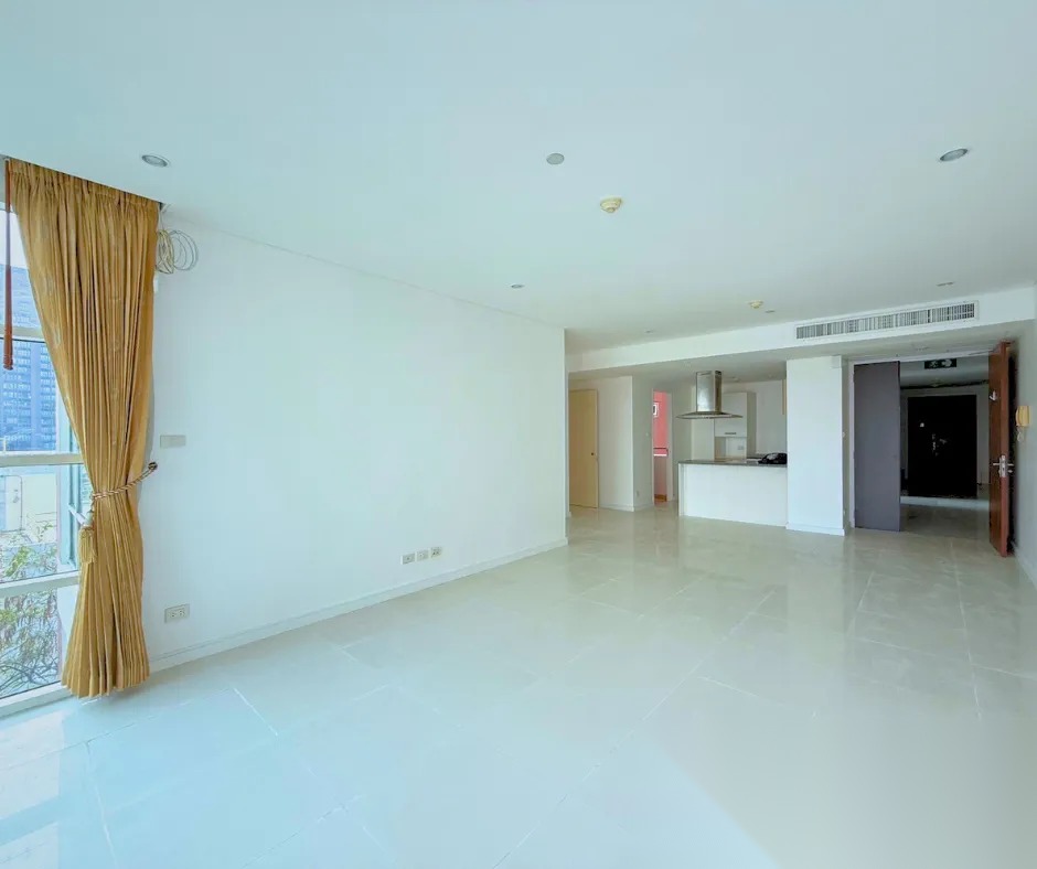2 Bedroom Condo for sale at Fullerton Sukhumvit — photo 4
