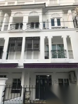 4 Bedroom Townhouse for sale at Leon Sukhumvit 62 — photo 1