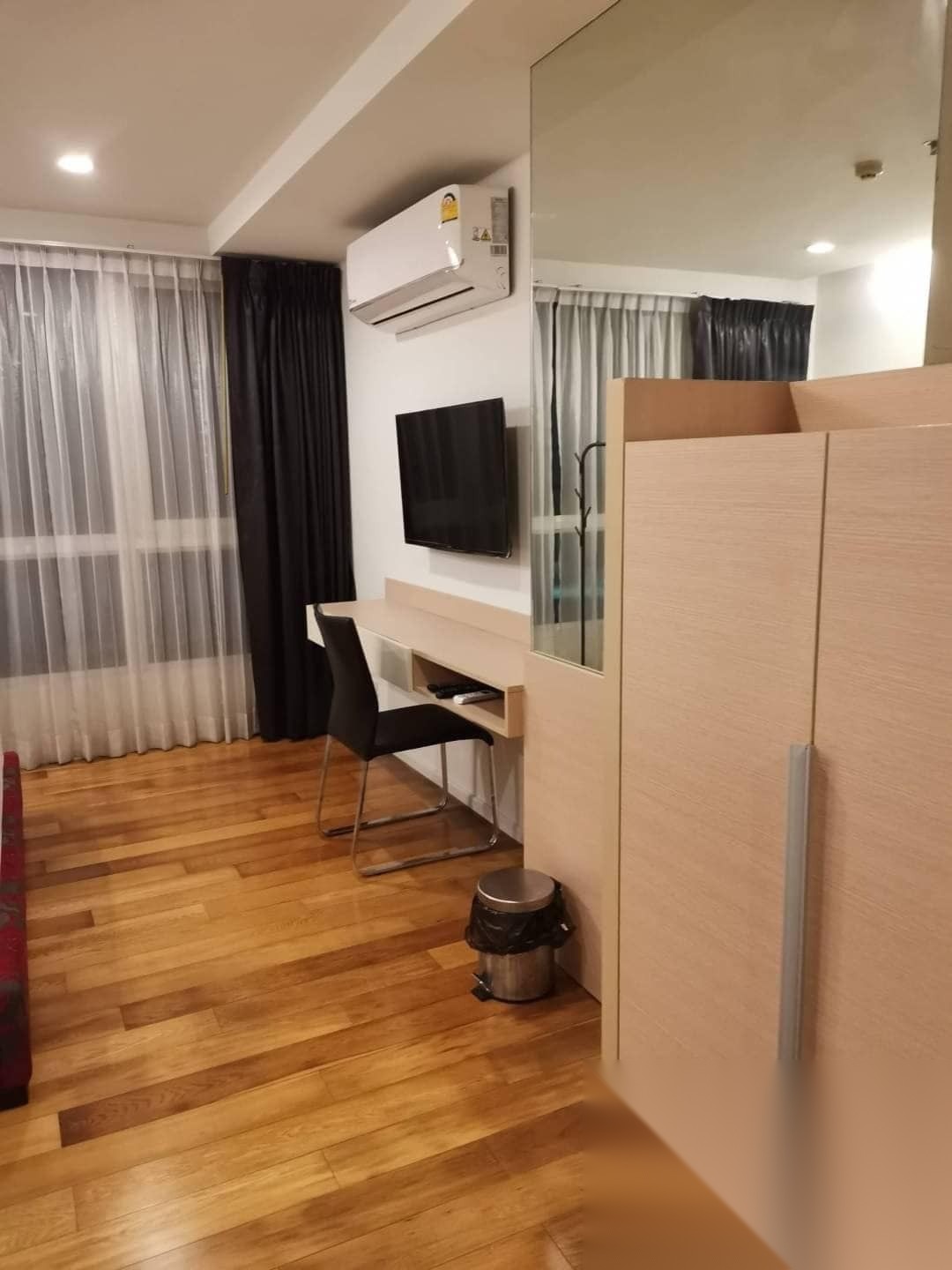 Studio Condo for sale at 15 Sukhumvit Residences — photo 5