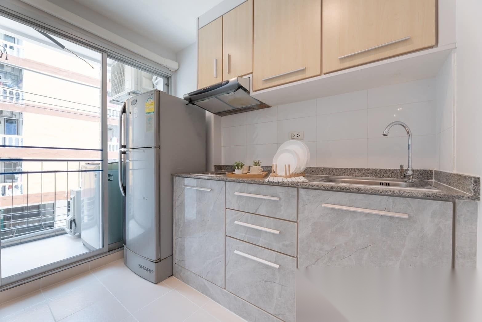1 Bedroom Condo for sale at Zenith Place @ Huay Kwang — photo 5