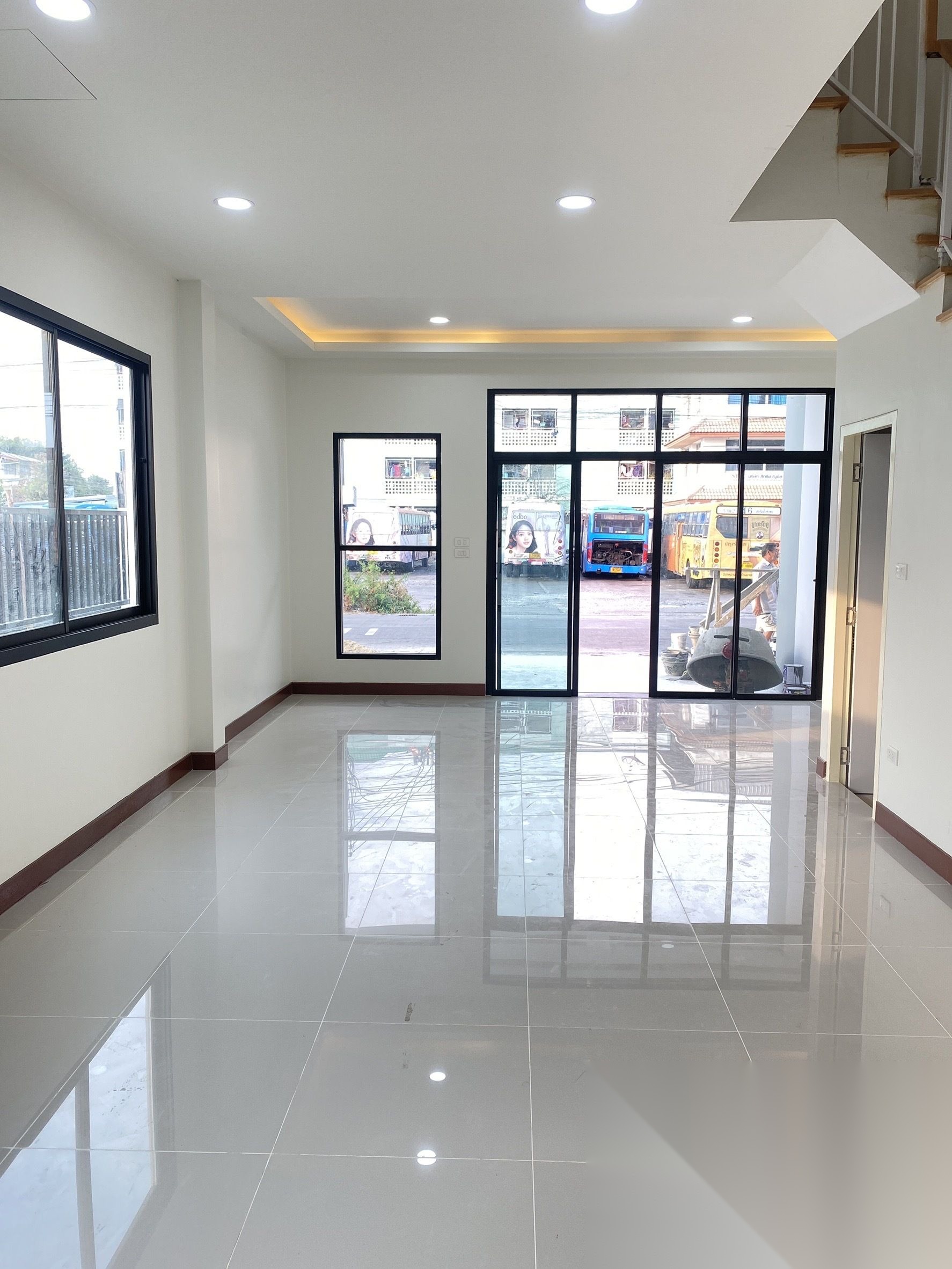 Home Office for Sale Premium Ville Ramkhamhaeng 2 — photo 1