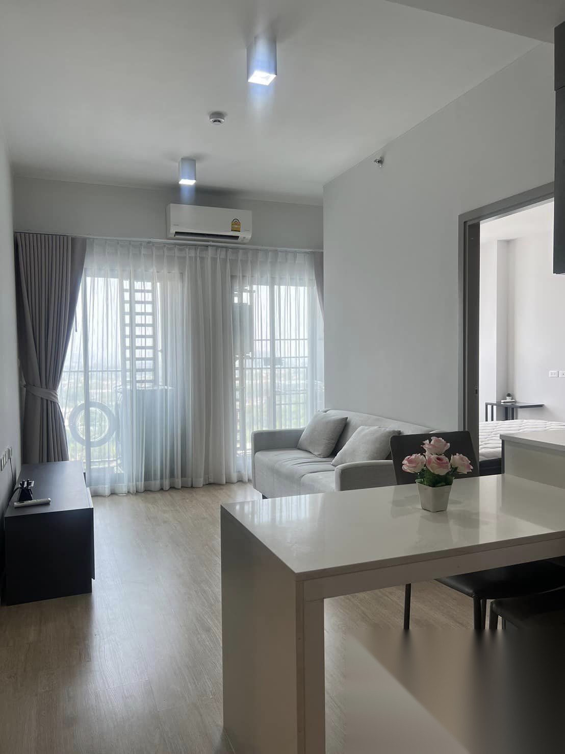 2 Bedroom Condo for sale at IDEO New Rama 9 — photo 2