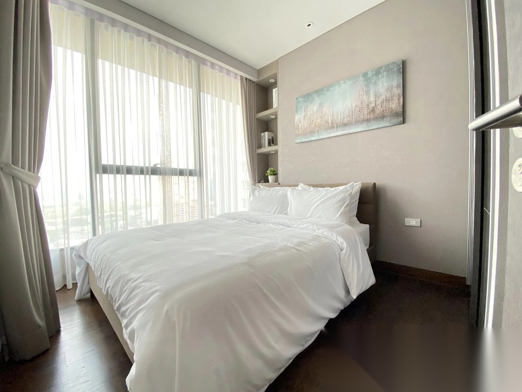 1 Bedroom Condo for sale at The Lumpini 24 — photo 5