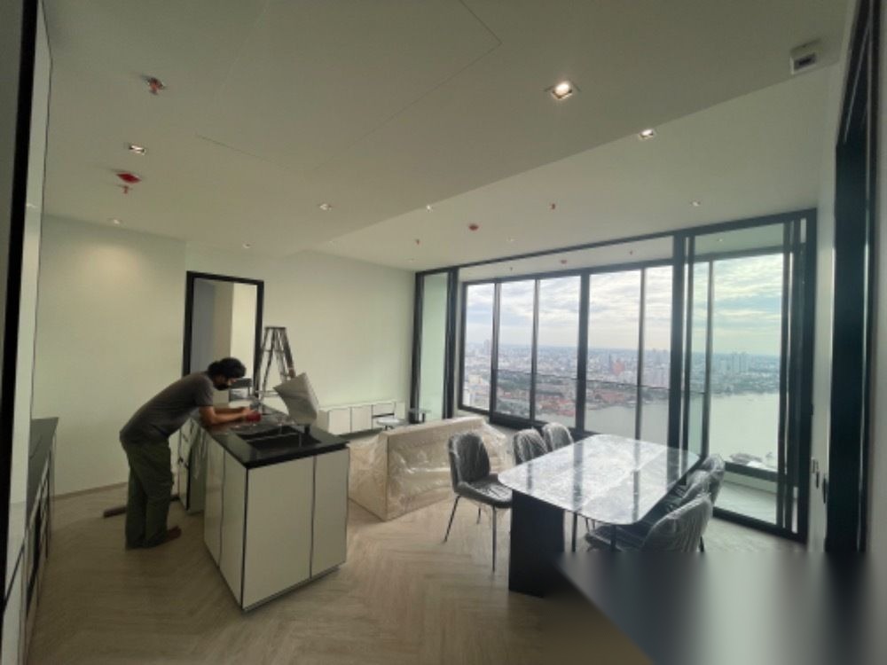 2 Bedroom Condo for sale at Chapter Charoennakorn-Riverside — photo 4
