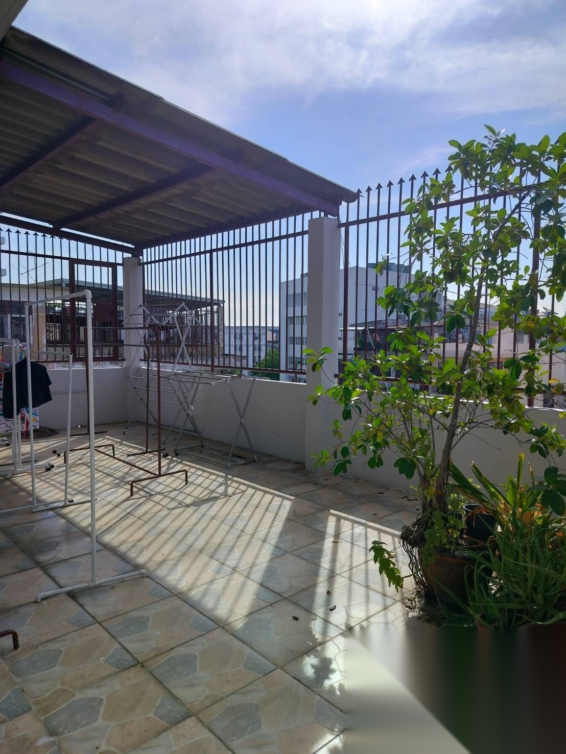 Townhouse for Sale with Tenant in Phra Khanong — photo 5