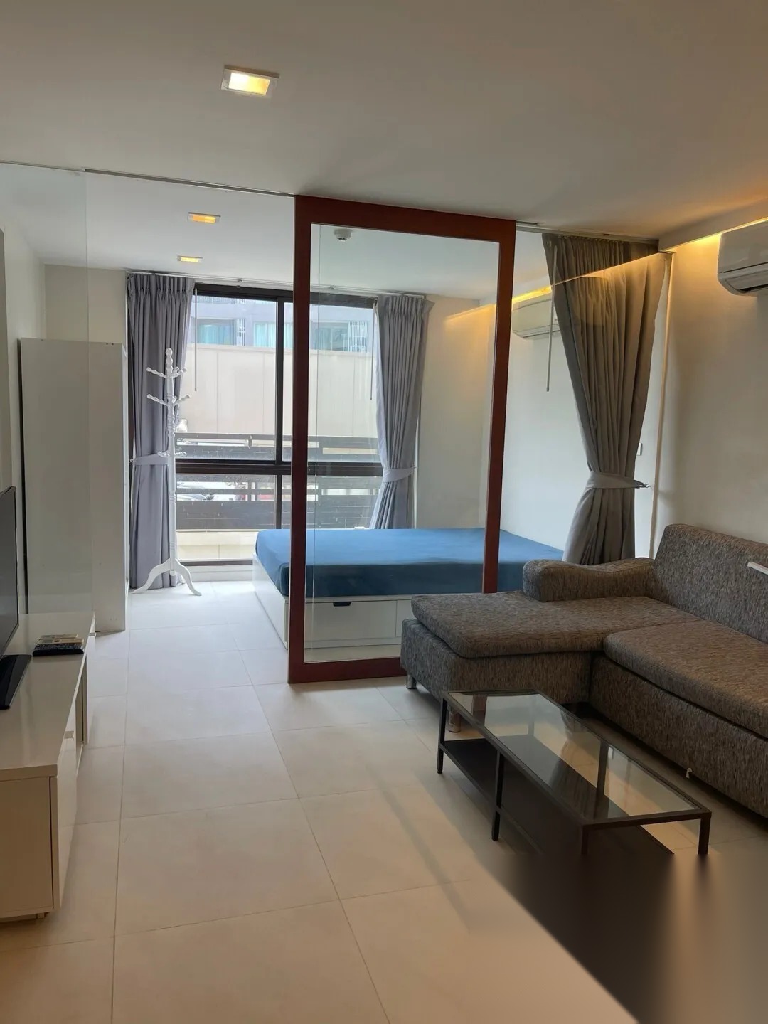 1 Bedroom Condo for sale at XVI The Sixteenth Condominium — photo 2