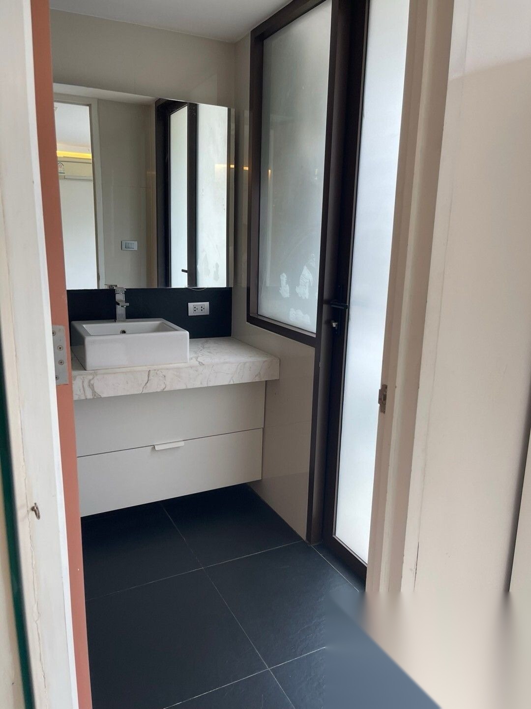 1 Bedroom Condo for sale at XVI The Sixteenth Condominium — photo 3