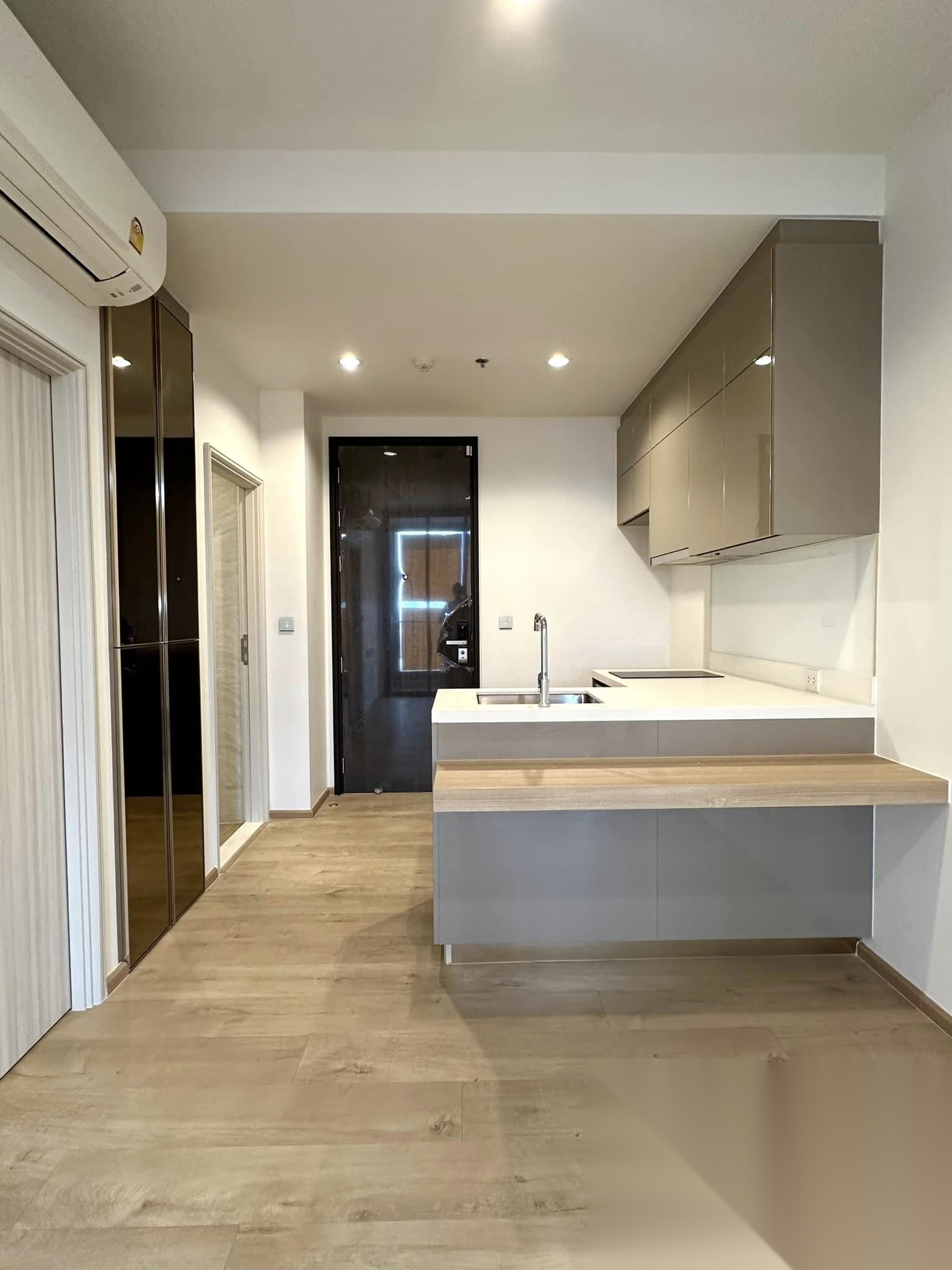 1 Bedroom Condo for sale at Quinn Sukhumvit 101 — photo 2