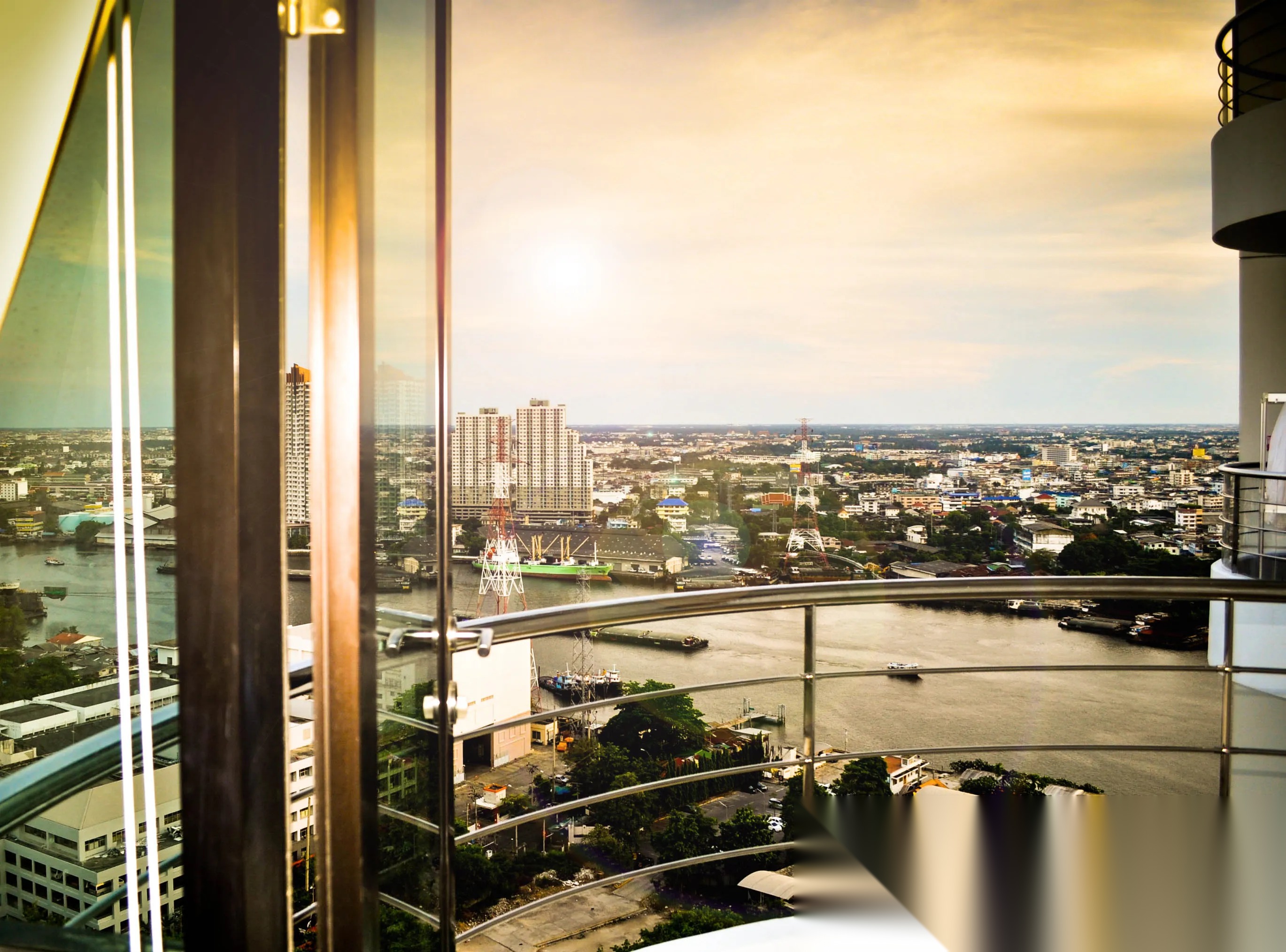 2 Bedroom Condo for sale at Supalai Casa Riva — photo 3