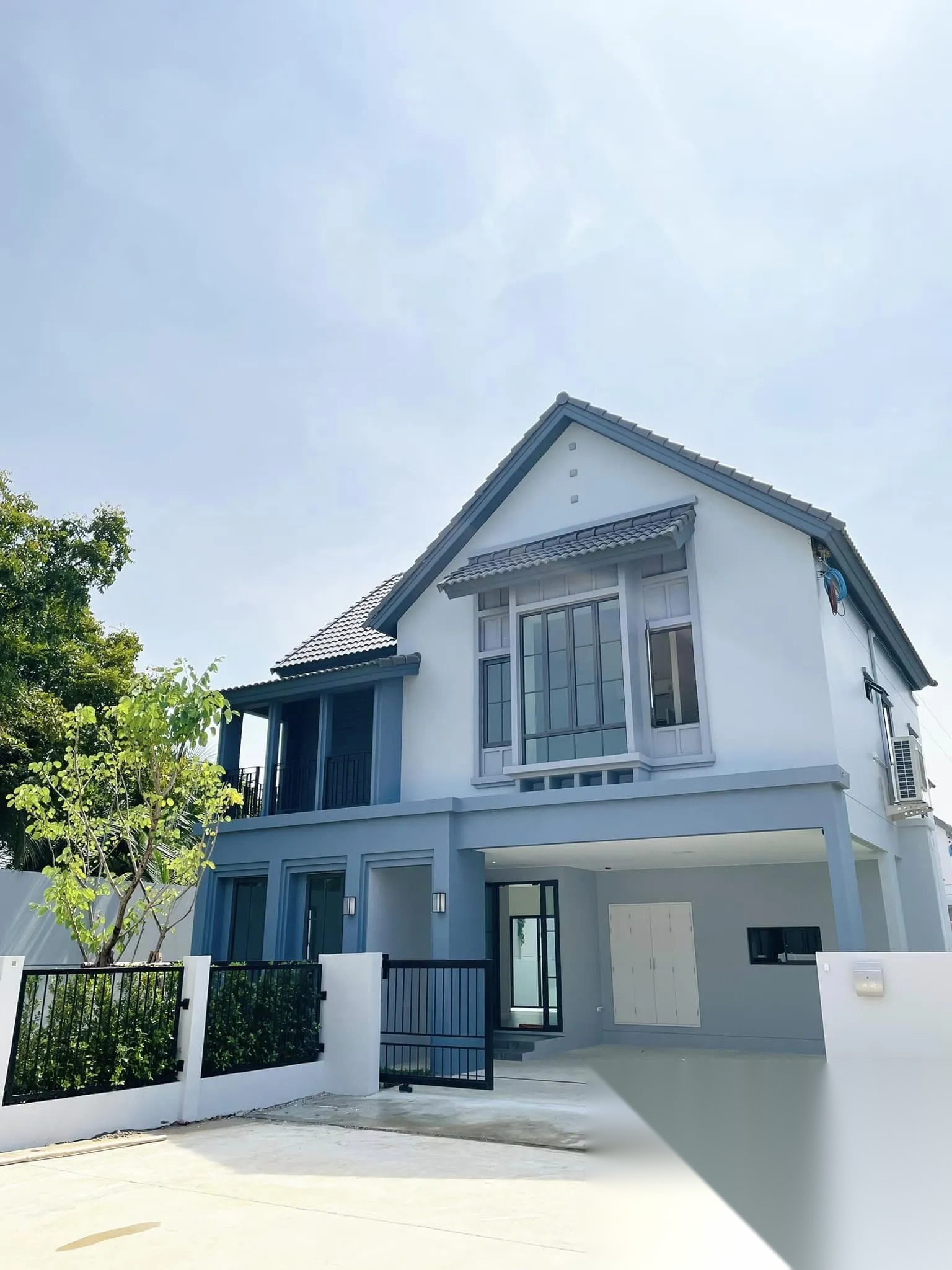 4 Bedroom House for sale at Saransiri Rama 2 — photo 2