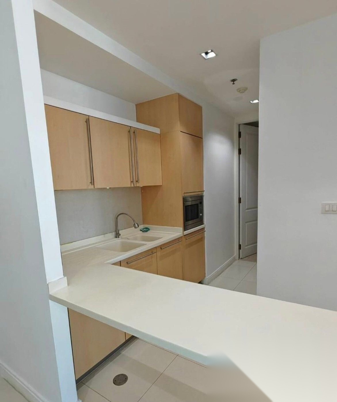 2 Bedroom Condo for sale at Athenee Residence — photo 3