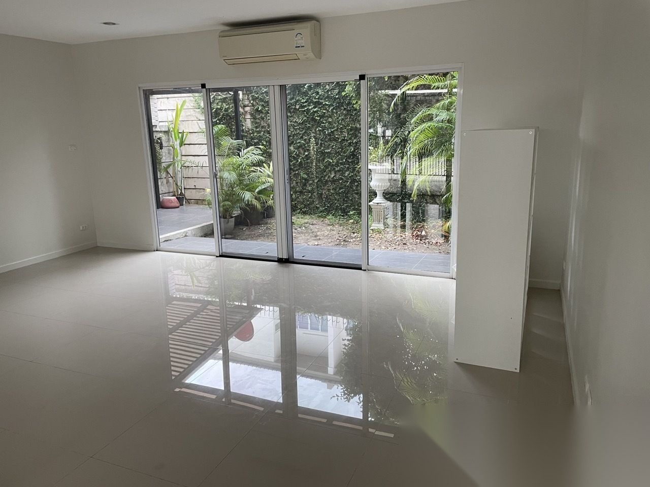 3 Bedroom Townhouse for sale at Lumpini Town Place Sukhumvit 62 — photo 3