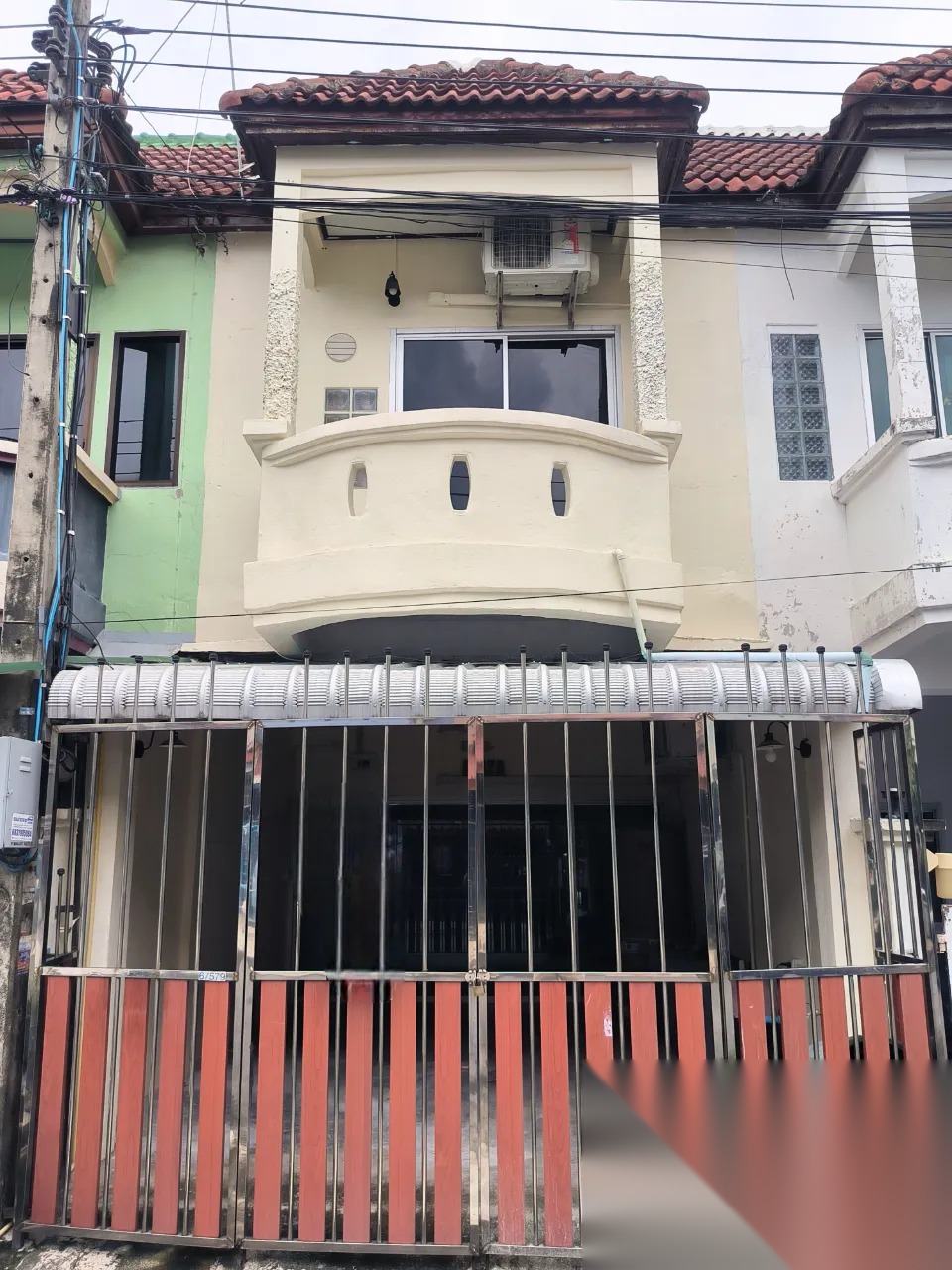 3 Bedroom Townhouse for sale at Baan Chinda Town — photo 2