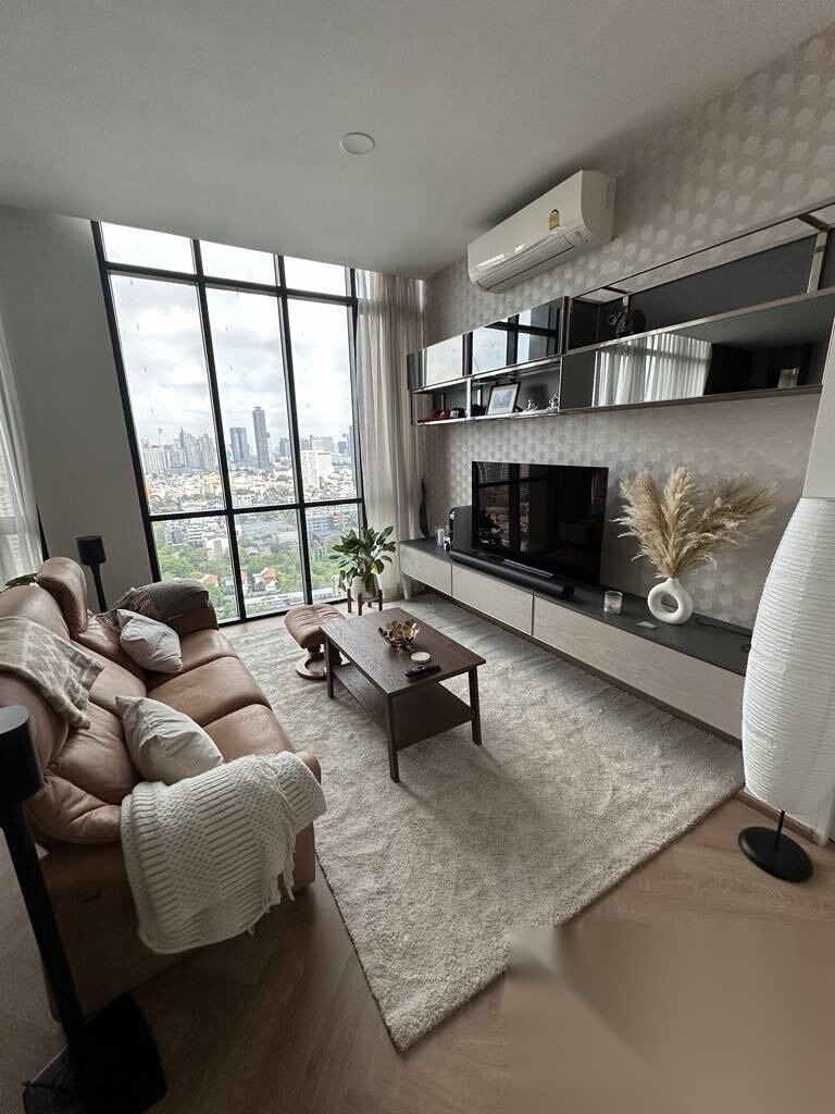 3 Bedroom Condo for sale at Estella Residences Ekkamai — photo 4