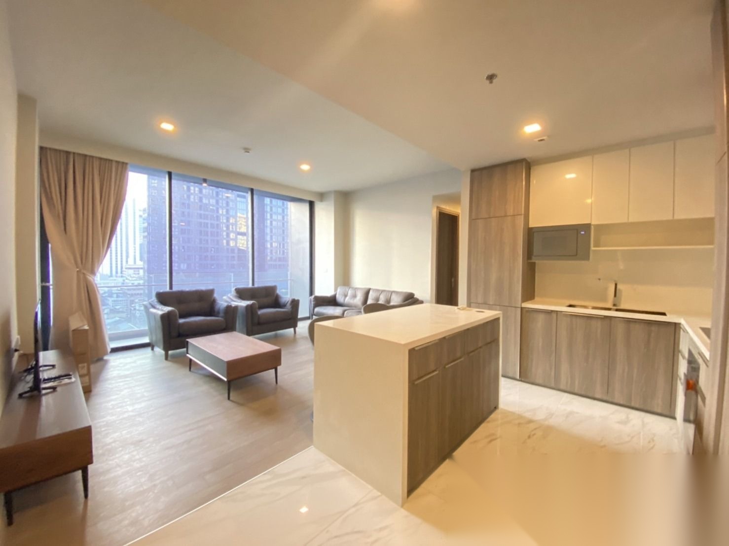 2 Bedroom Condo for sale at Celes Asoke — photo 1
