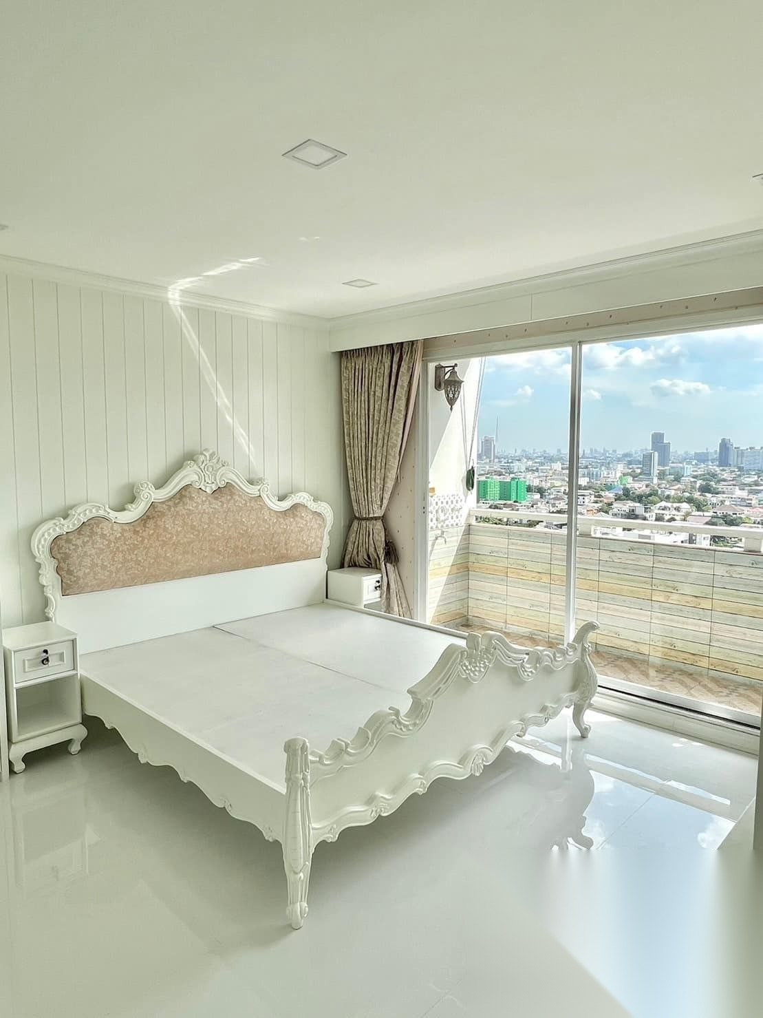 2 Bedroom Condo for sale at Benjasri Vibhavadi — photo 1