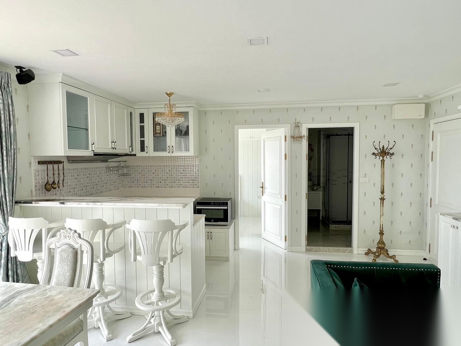 2 Bedroom Condo for sale at Benjasri Vibhavadi — photo 4