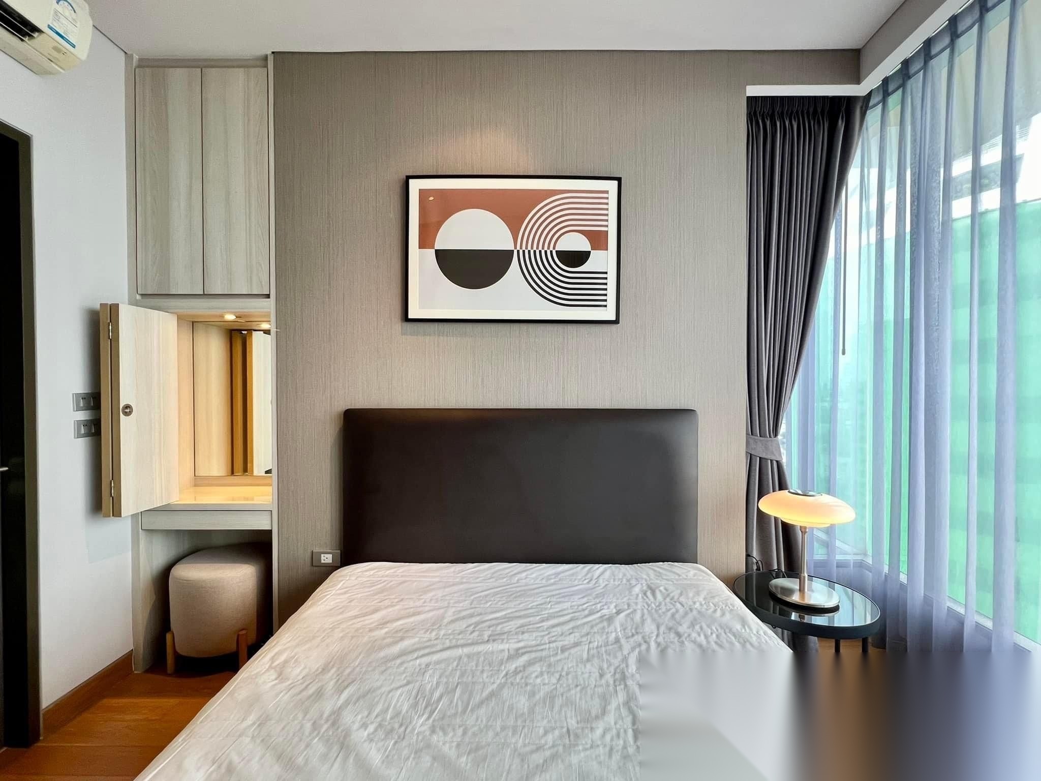 1 Bedroom Condo for sale at The Lumpini 24 — photo 1