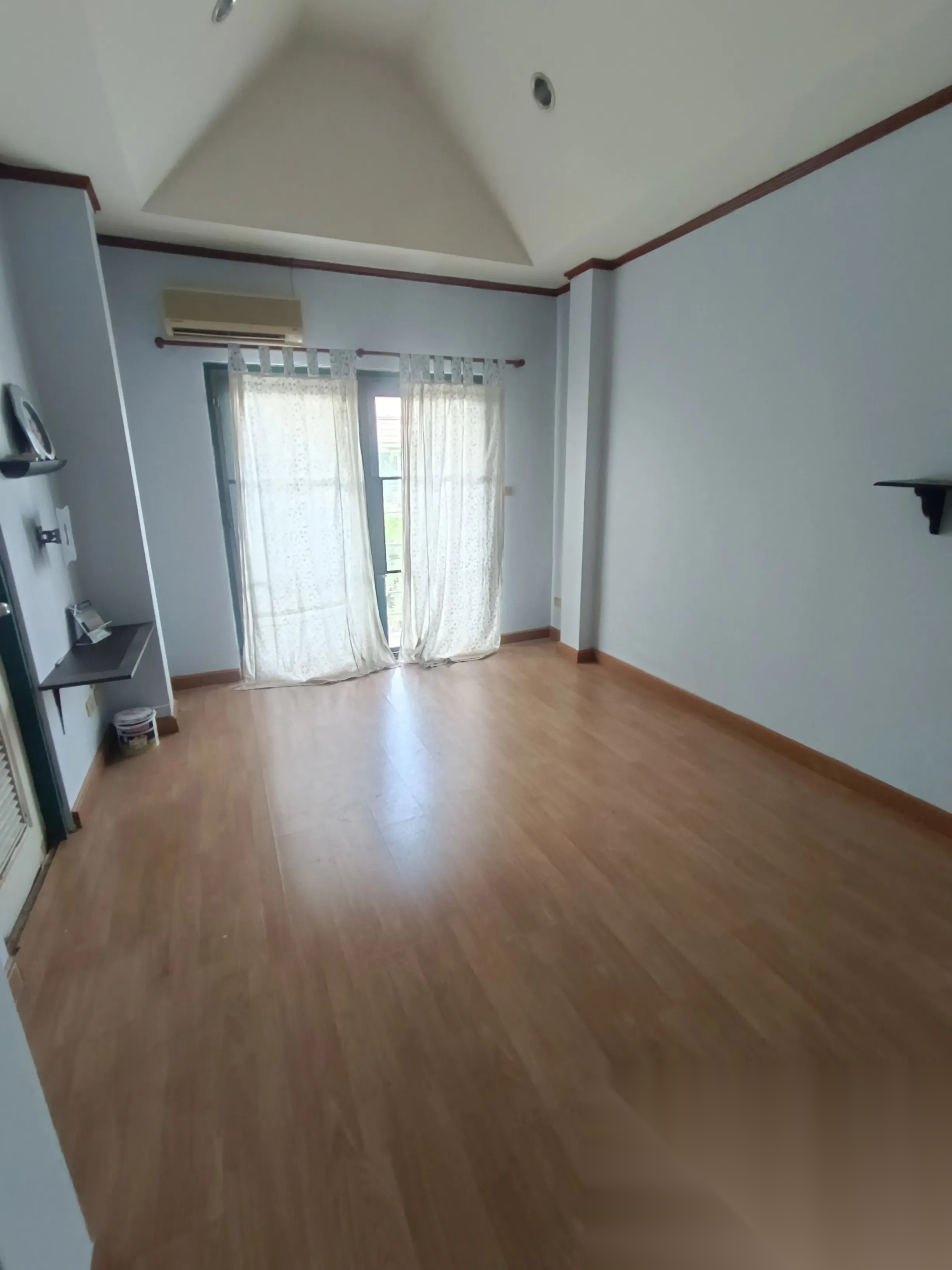 3 Bedroom Townhouse for sale at Baan Mak Mai Watcharapol — photo 5
