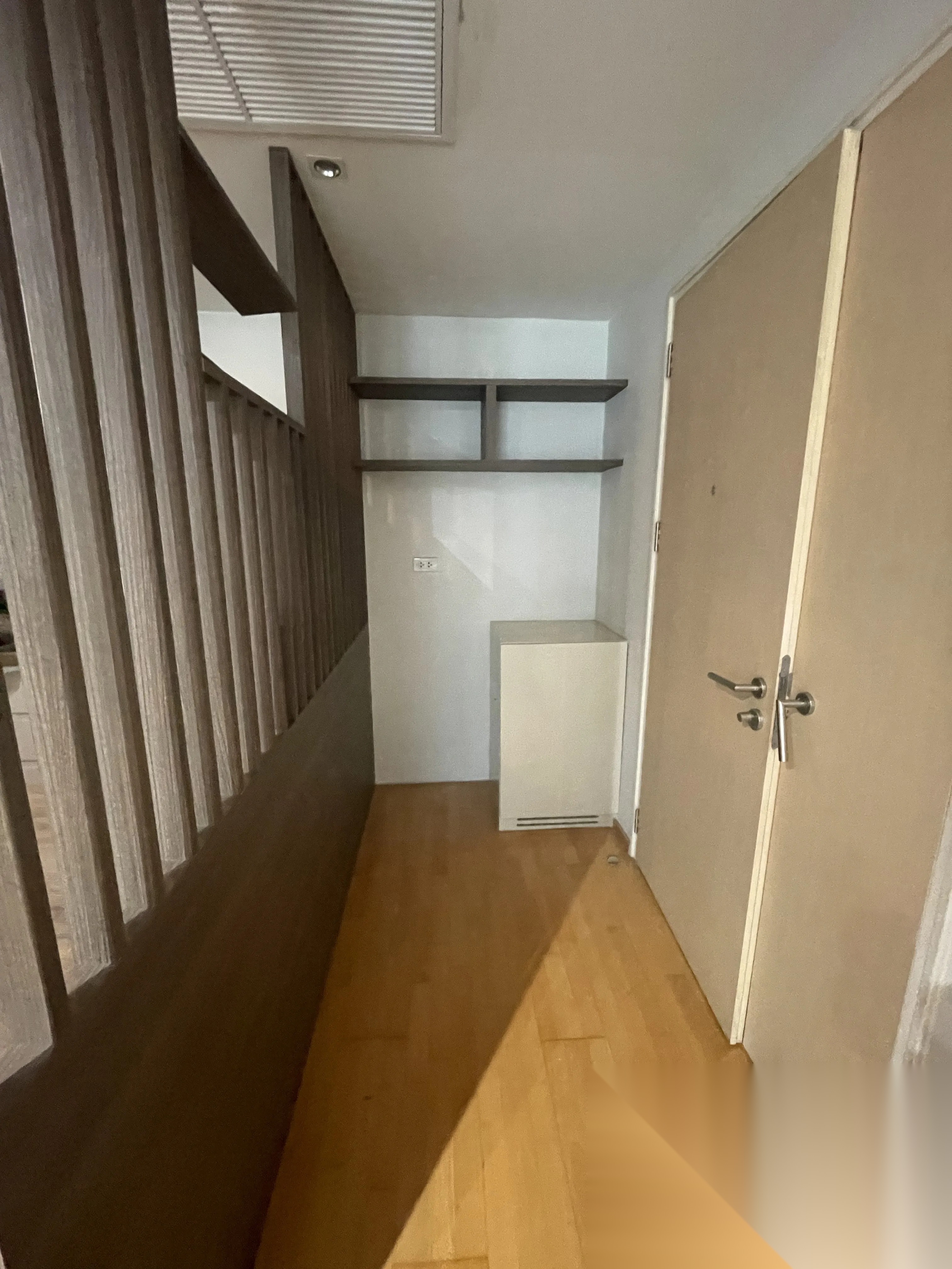 2 Bedroom Condo for sale at Issara At 42 Sukhumvit — photo 4